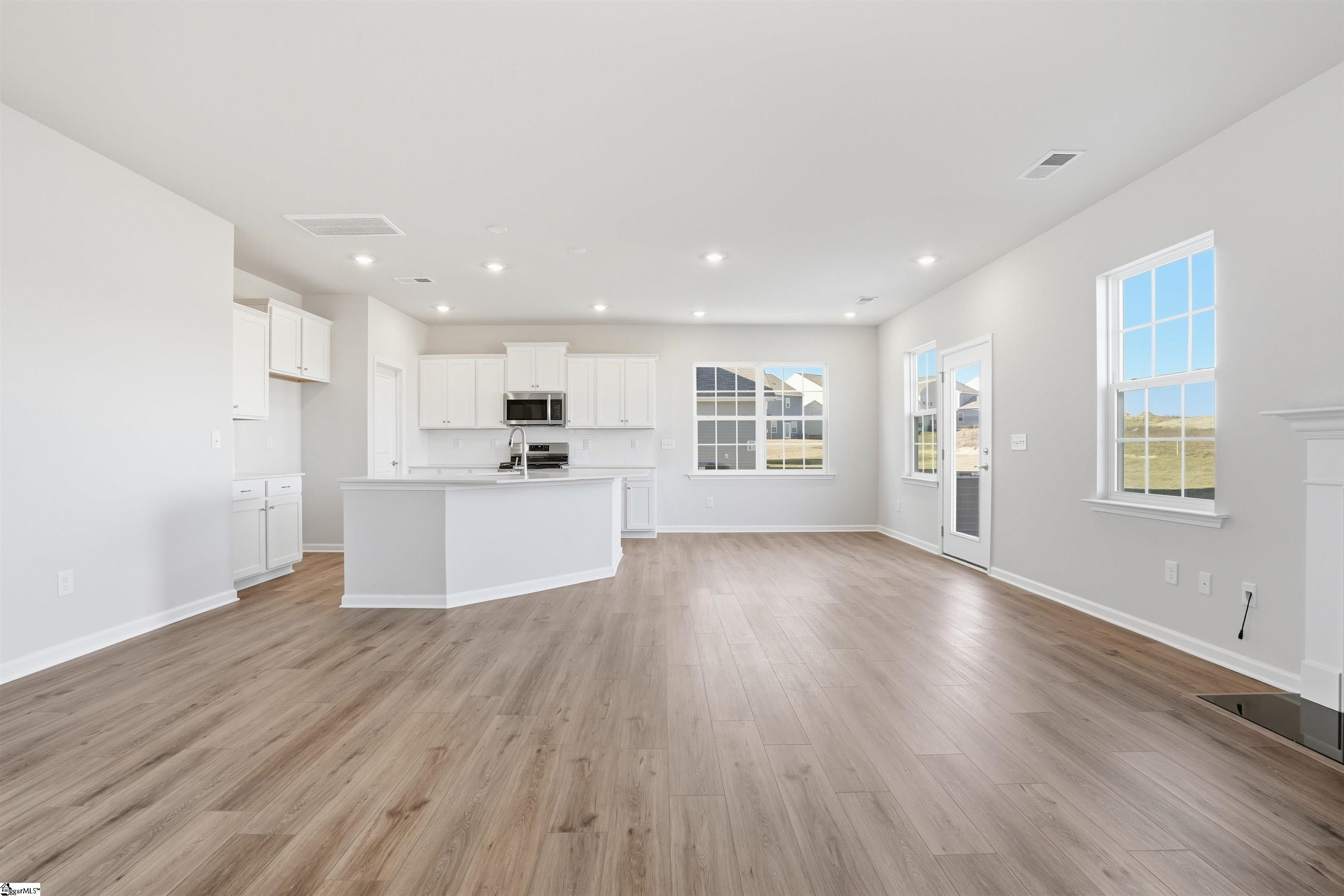177 Farmwell Drive Woodruff, SC 29388