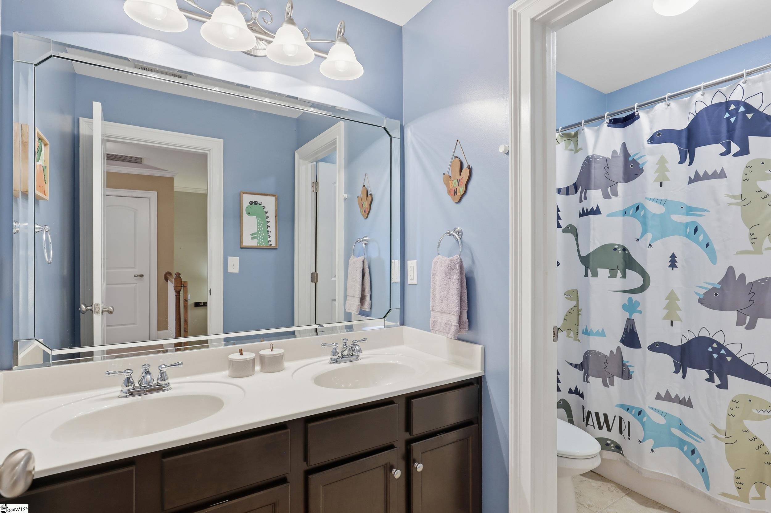 124 Raven Falls Lane Simpsonville, SC 29681