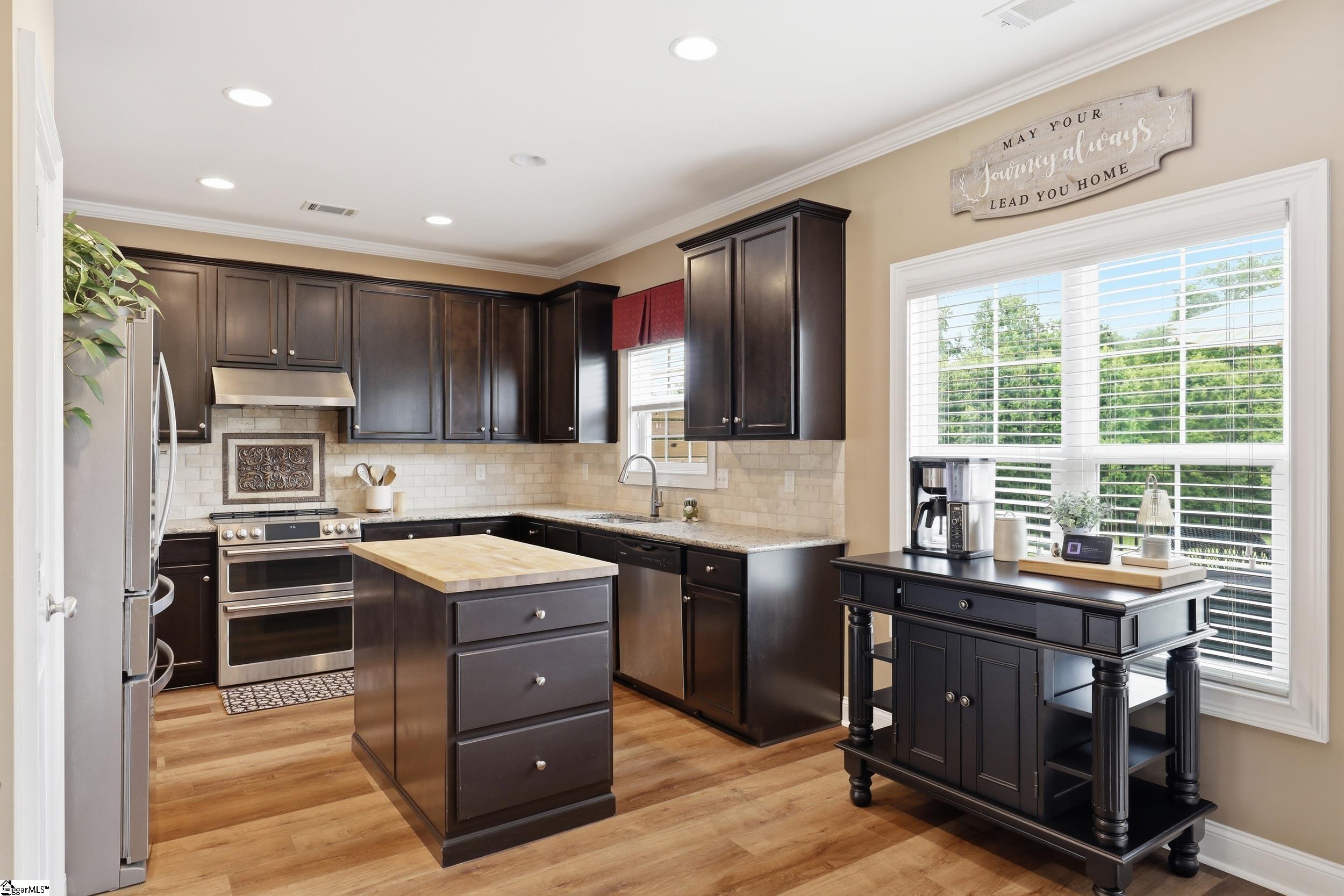 124 Raven Falls Lane Simpsonville, SC 29681