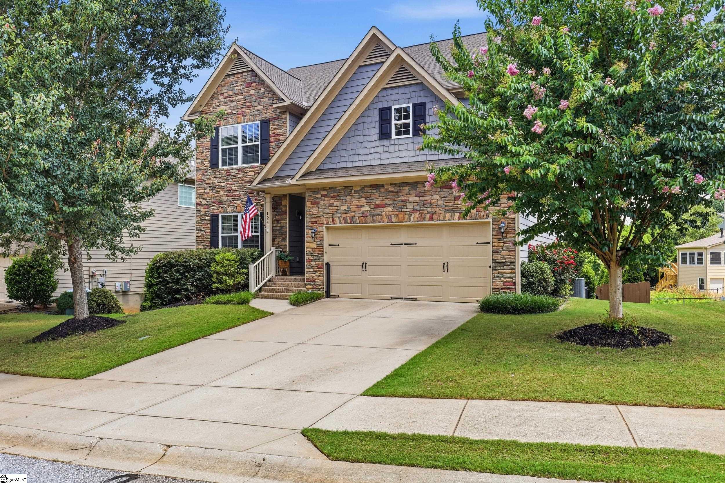 124 Raven Falls Lane Simpsonville, SC 29681