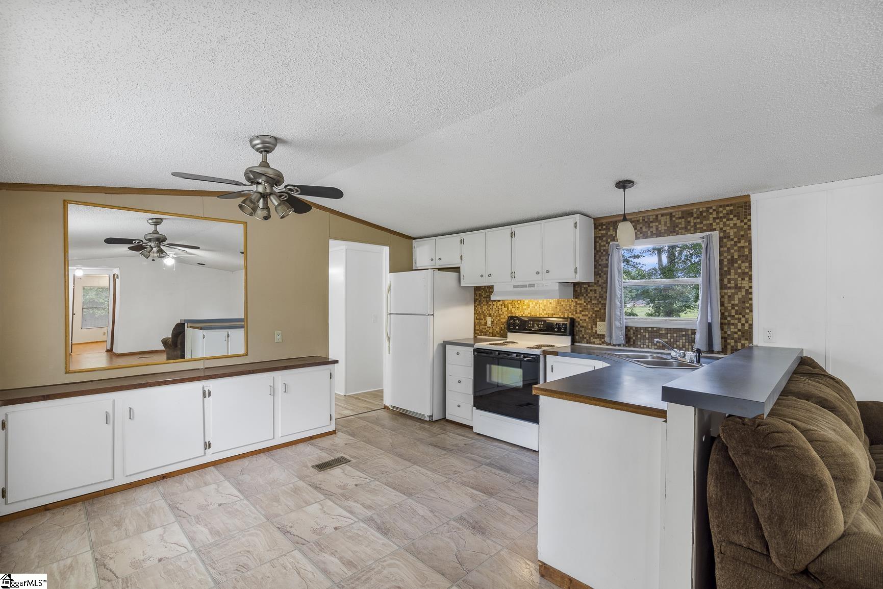 216 Woodtrail Drive Williamston, SC 29697