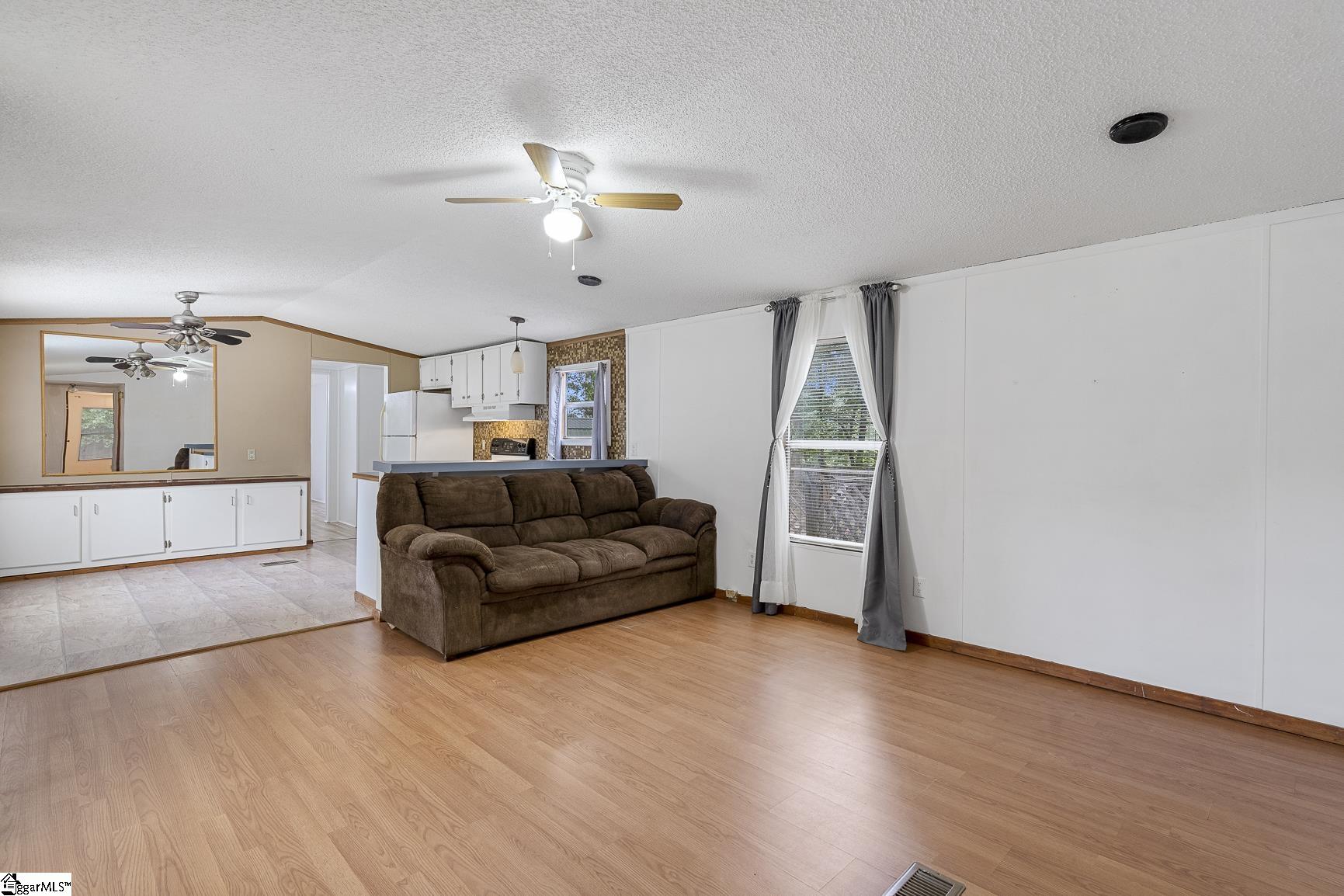 216 Woodtrail Drive Williamston, SC 29697
