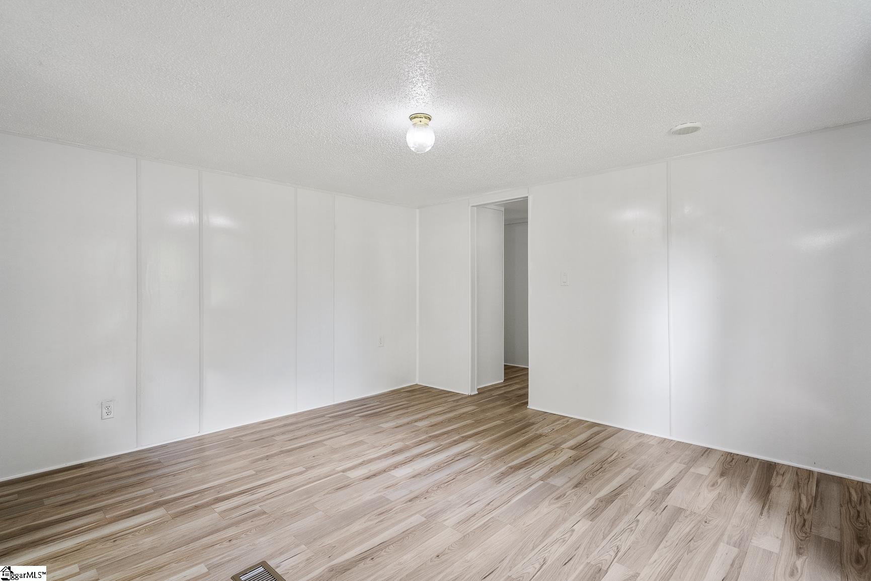 216 Woodtrail Drive Williamston, SC 29697