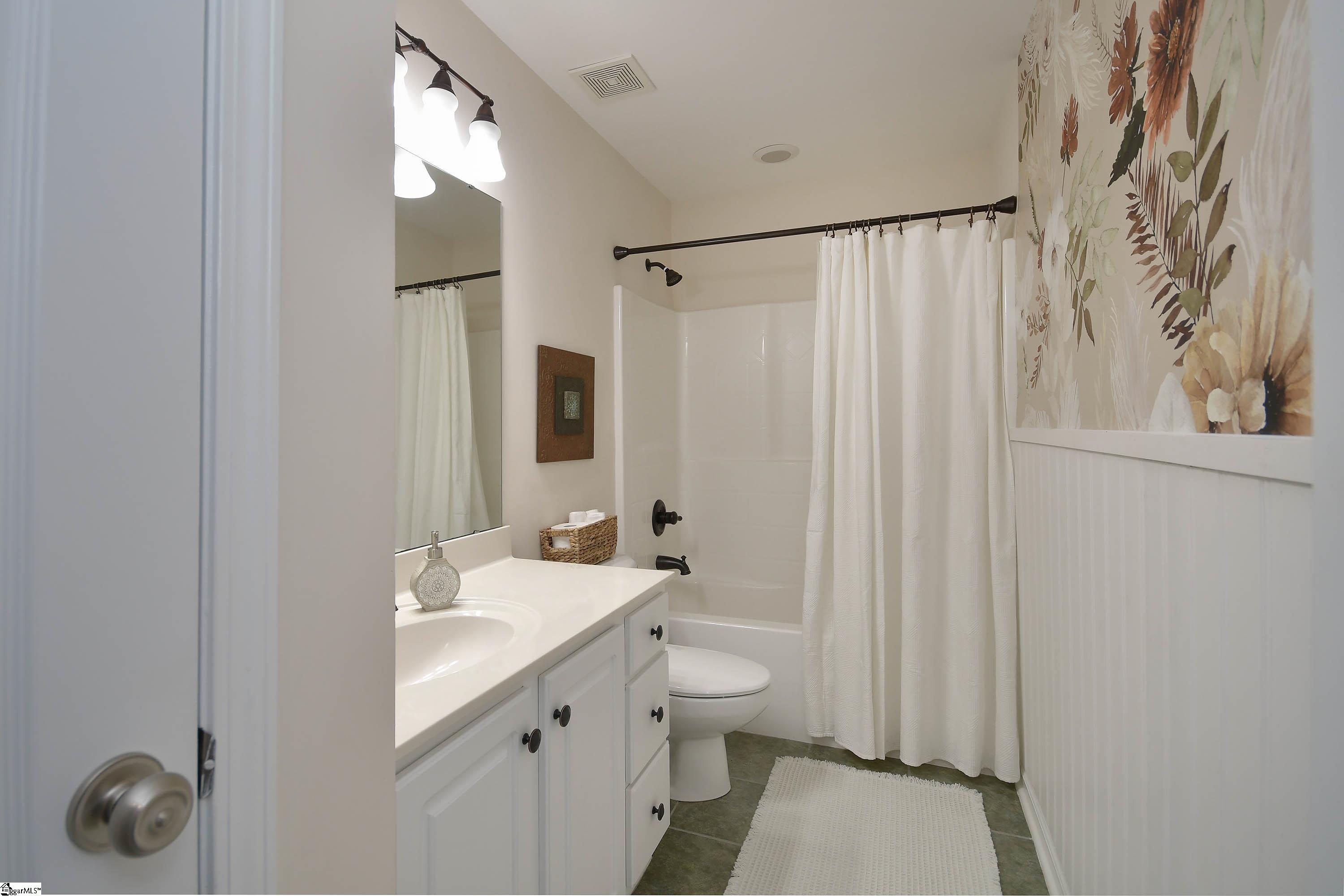 19 Platte Lane Simpsonville, SC 29680