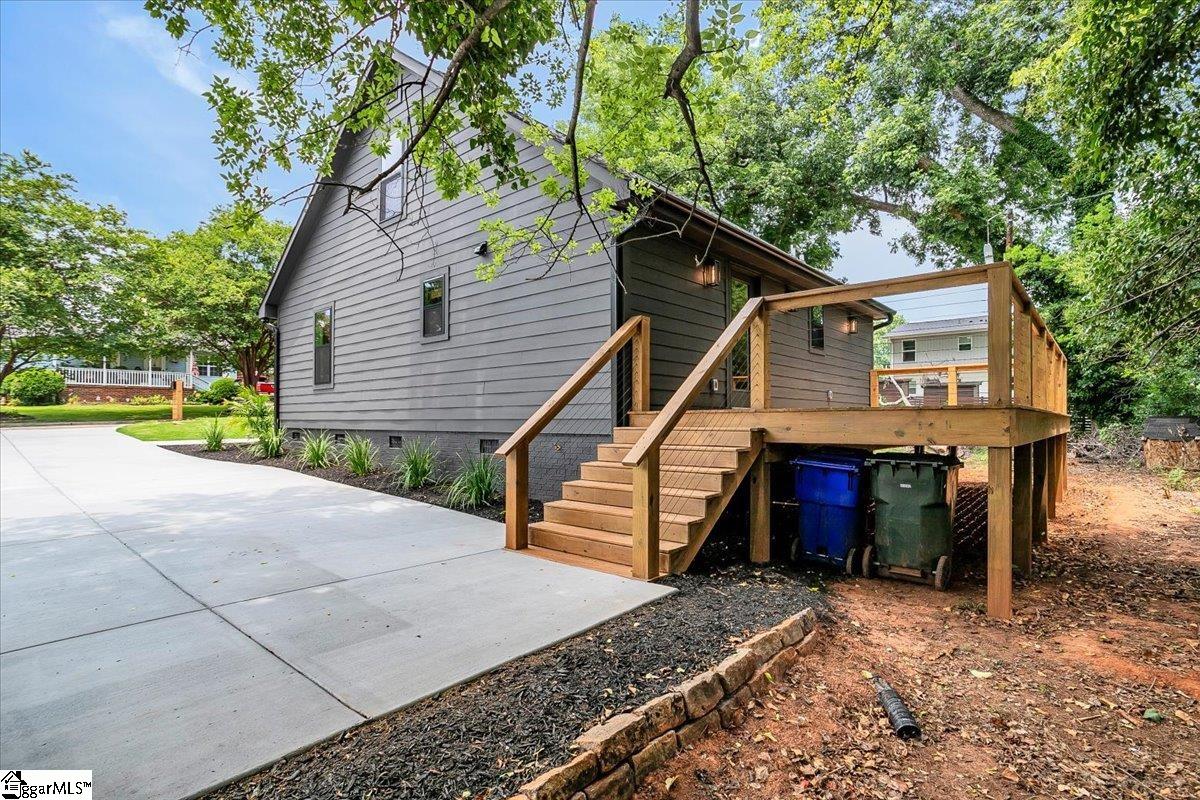 11 Craven Street Greenville, SC 29611