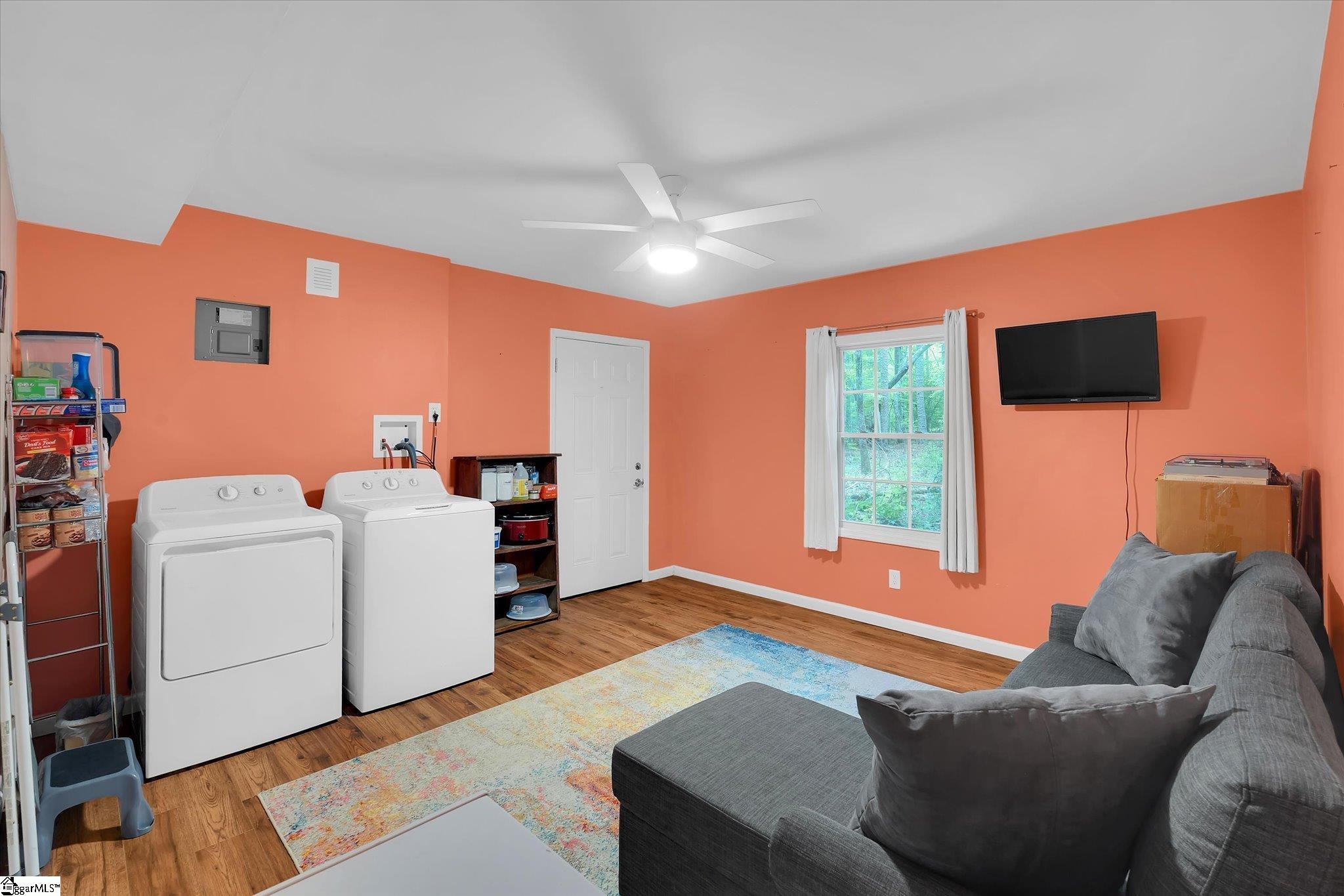 406 Dogwood Drive Tamassee, SC 29686