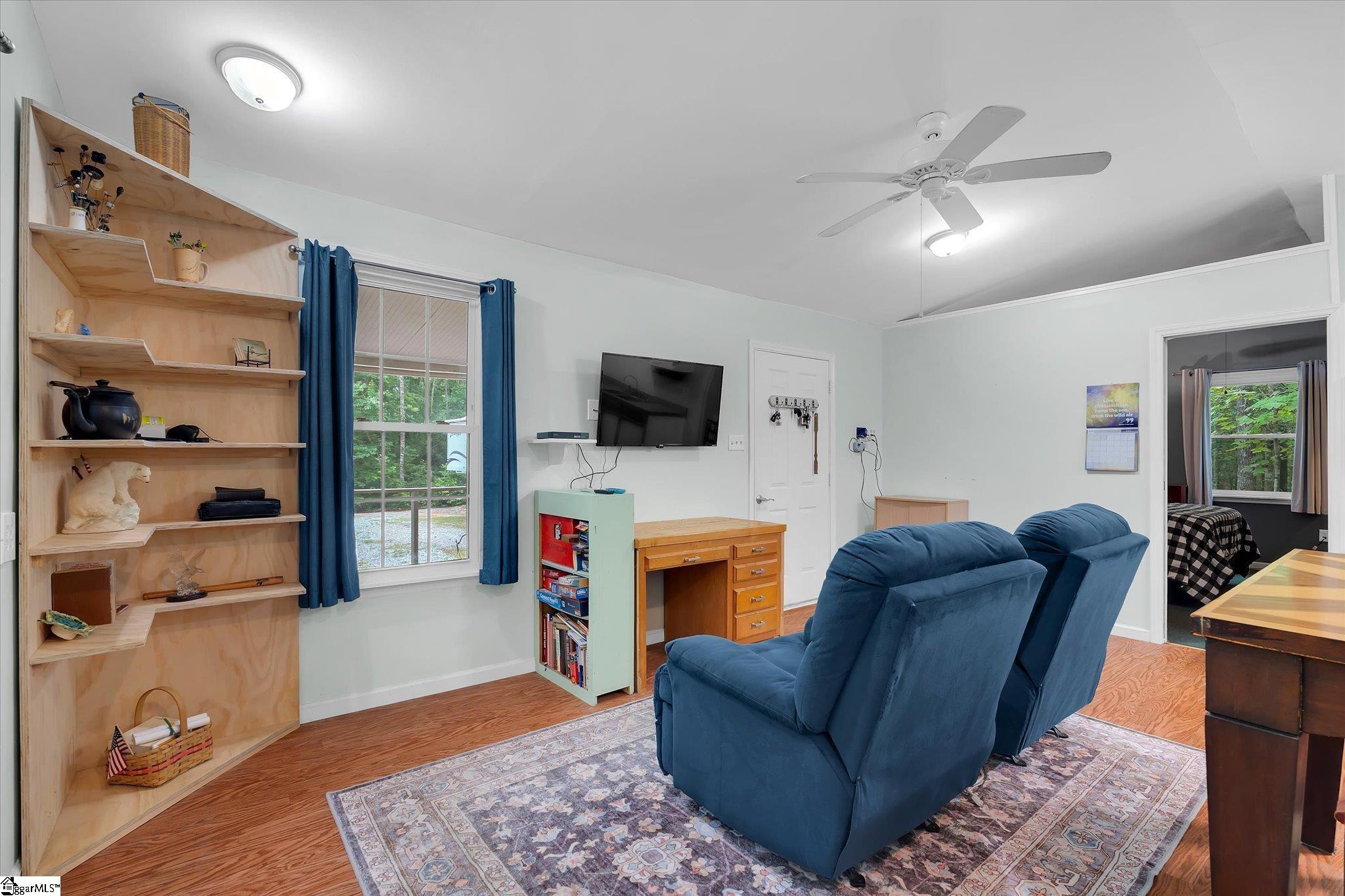 406 Dogwood Drive Tamassee, SC 29686