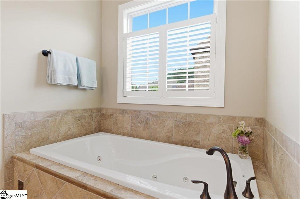 310 S Woodfin Ridge Drive Inman, SC 29349