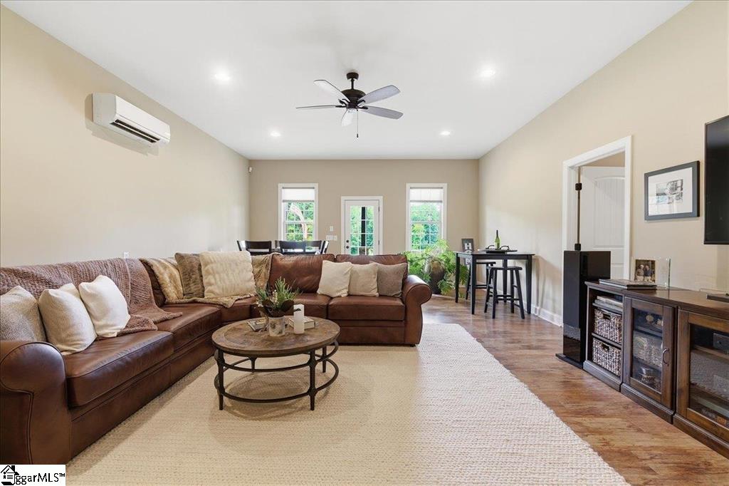 310 S Woodfin Ridge Drive Inman, SC 29349
