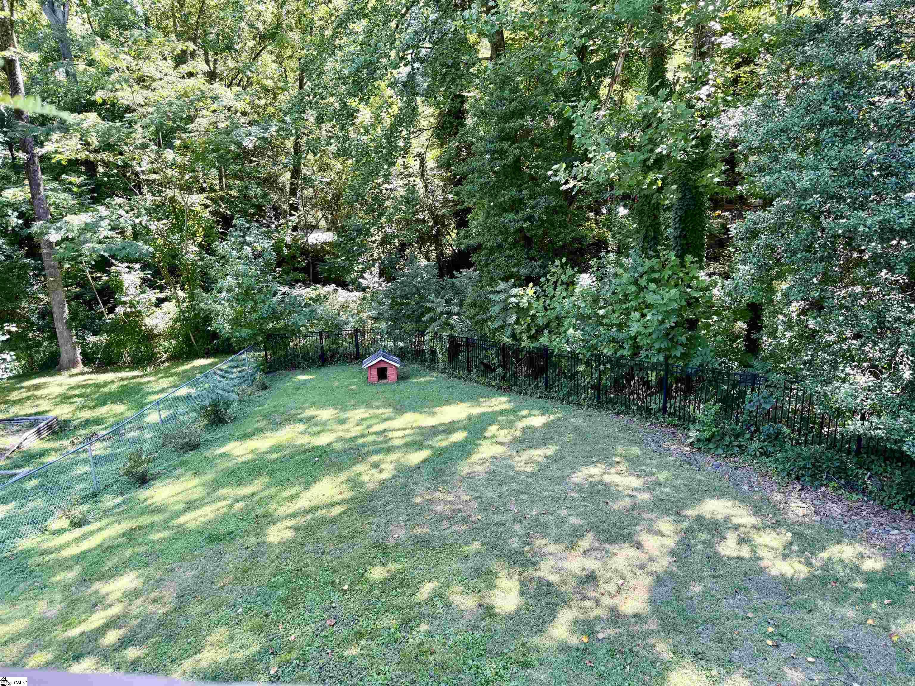 12 E Indian Trail Taylors, SC 29687