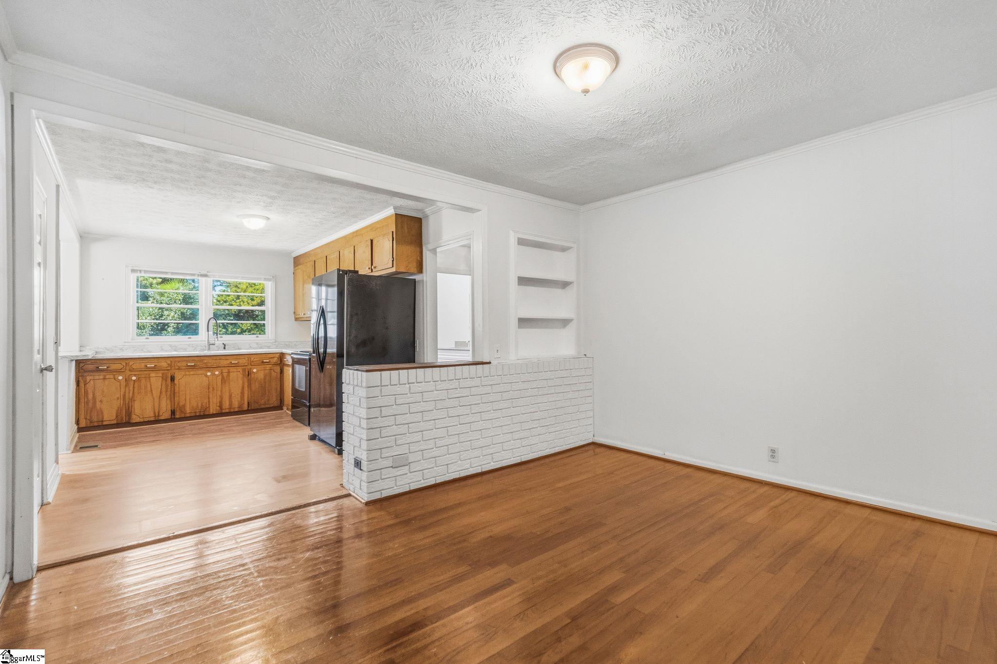 8 Bainbridge Drive Greenville, SC 29611