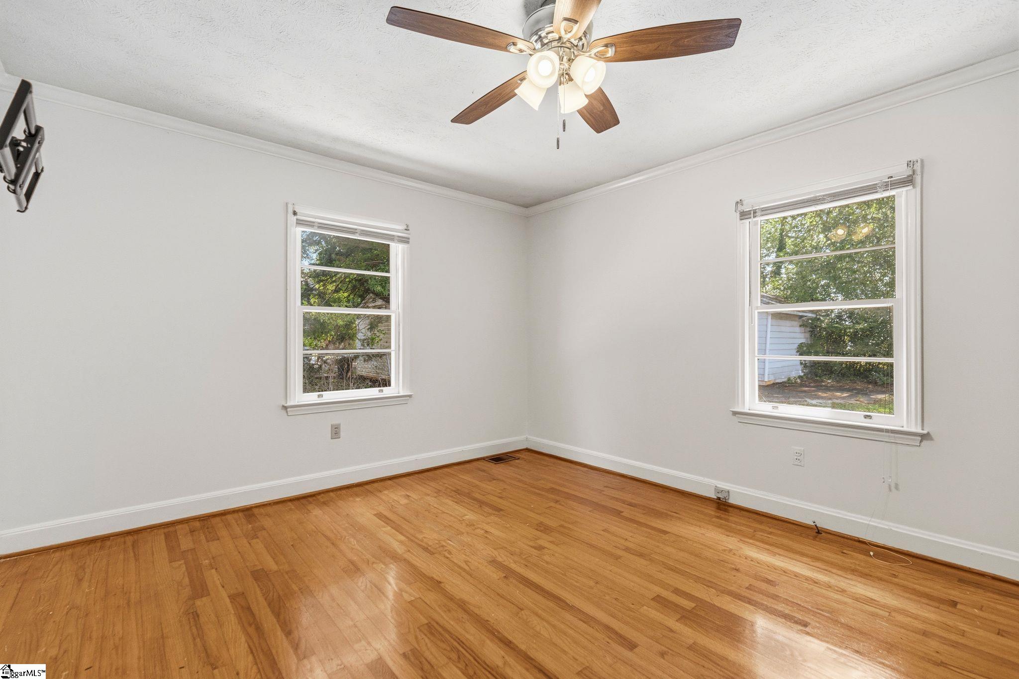8 Bainbridge Drive Greenville, SC 29611