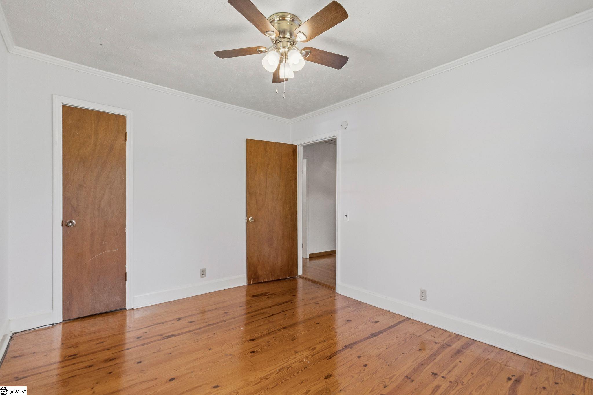 8 Bainbridge Drive Greenville, SC 29611