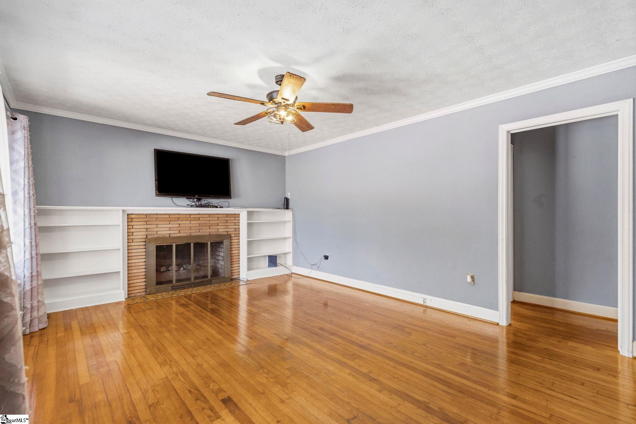 8 Bainbridge Drive Greenville, SC 29611