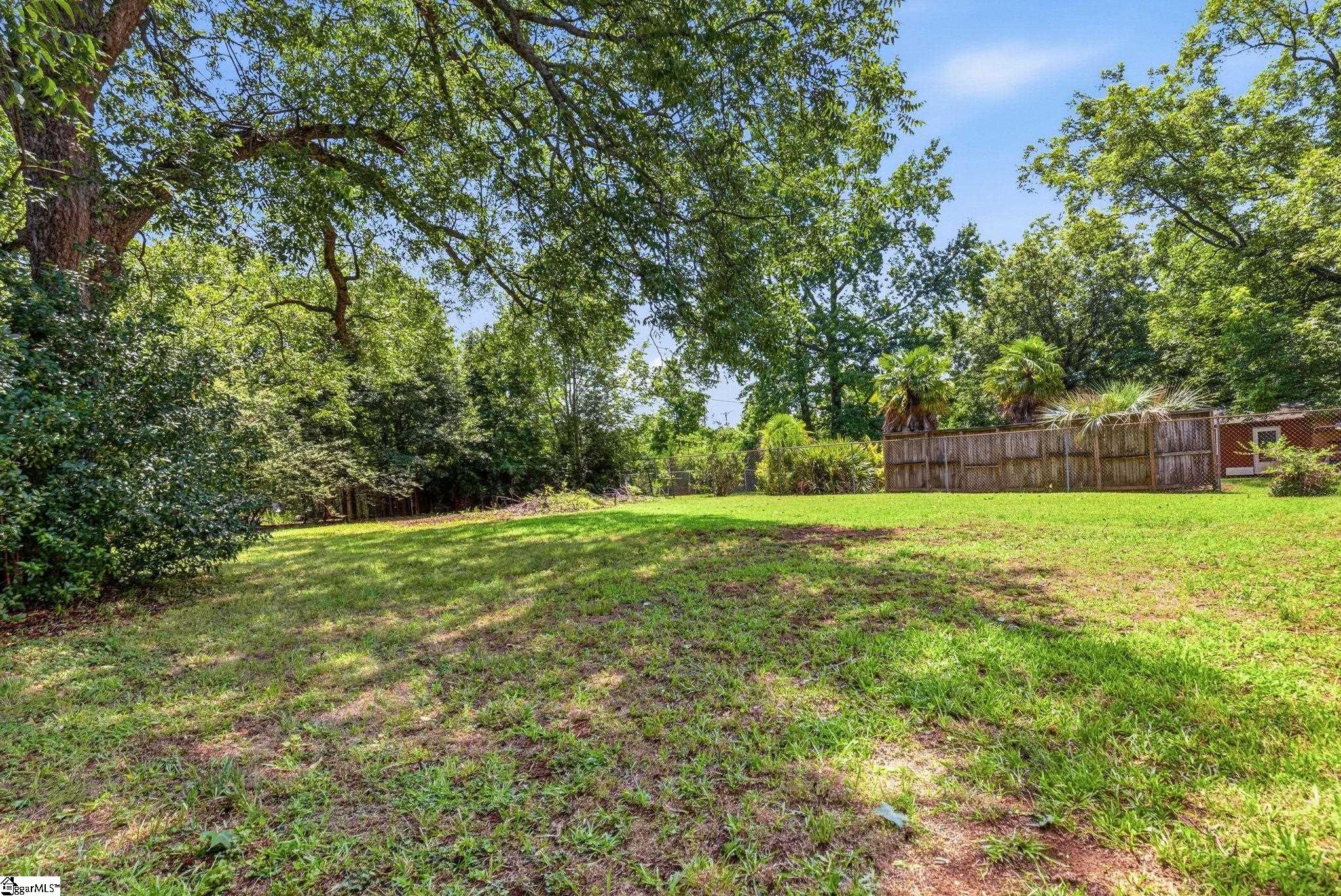 8 Bainbridge Drive Greenville, SC 29611