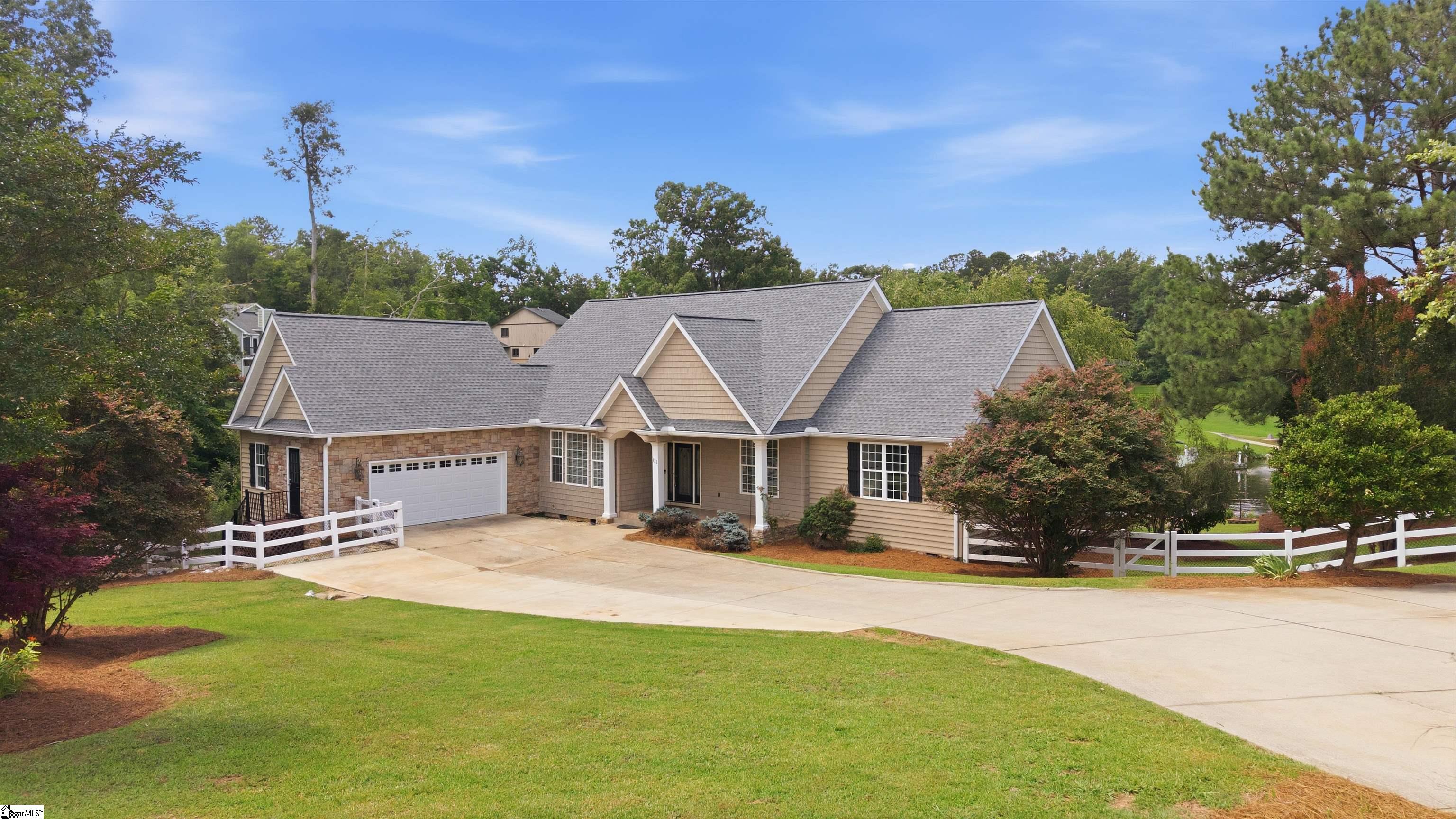 123 Bridgepoint Road Greenwood, SC 29649