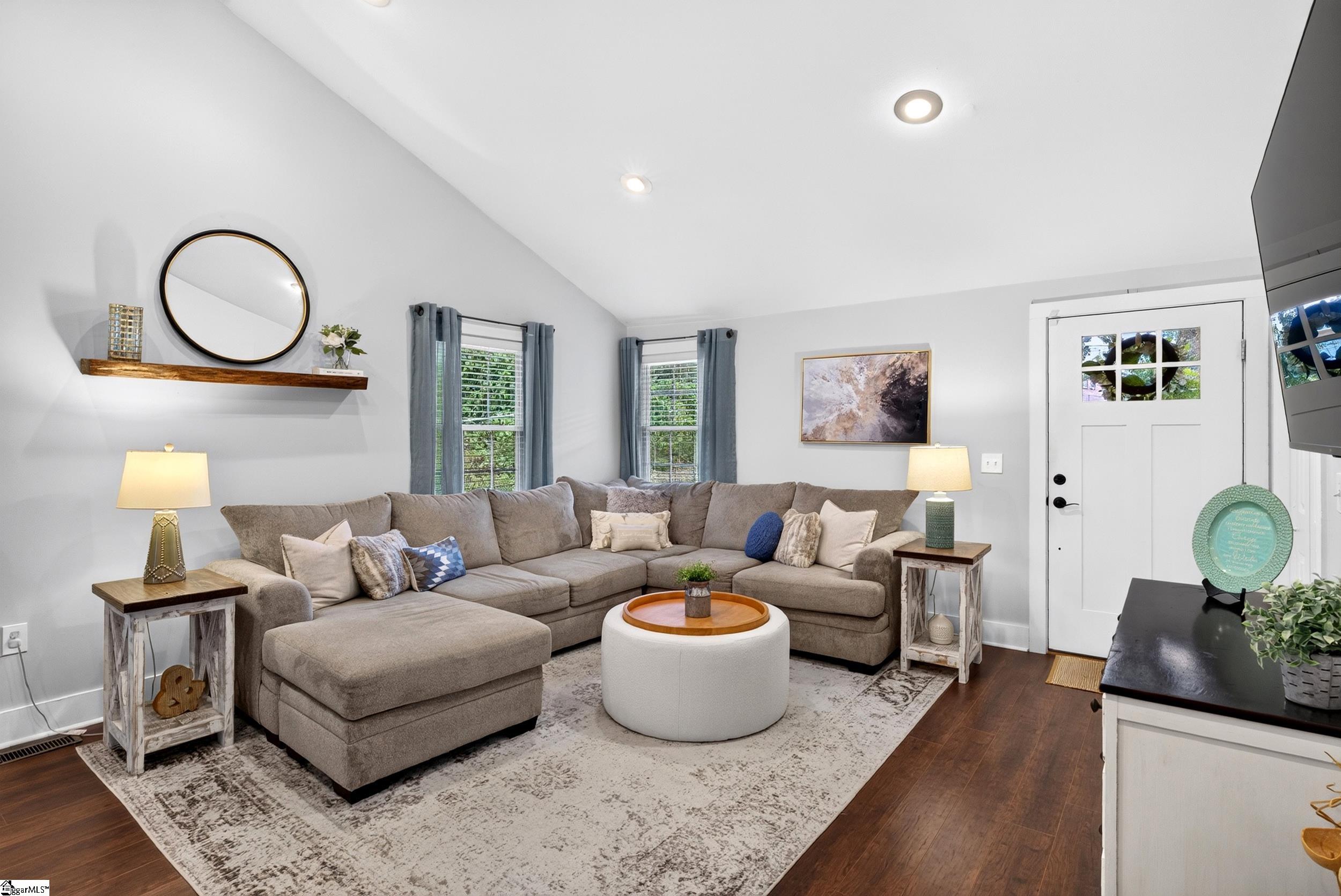 1020 Jacobs Road Greenville, SC 29605