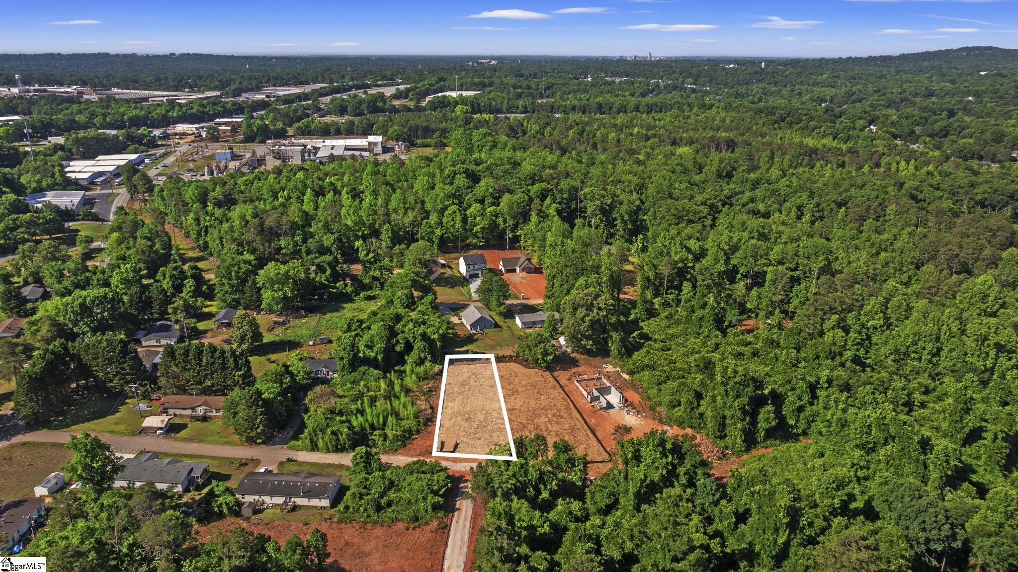 103 S Silver Lake Drive Taylors, SC 29687