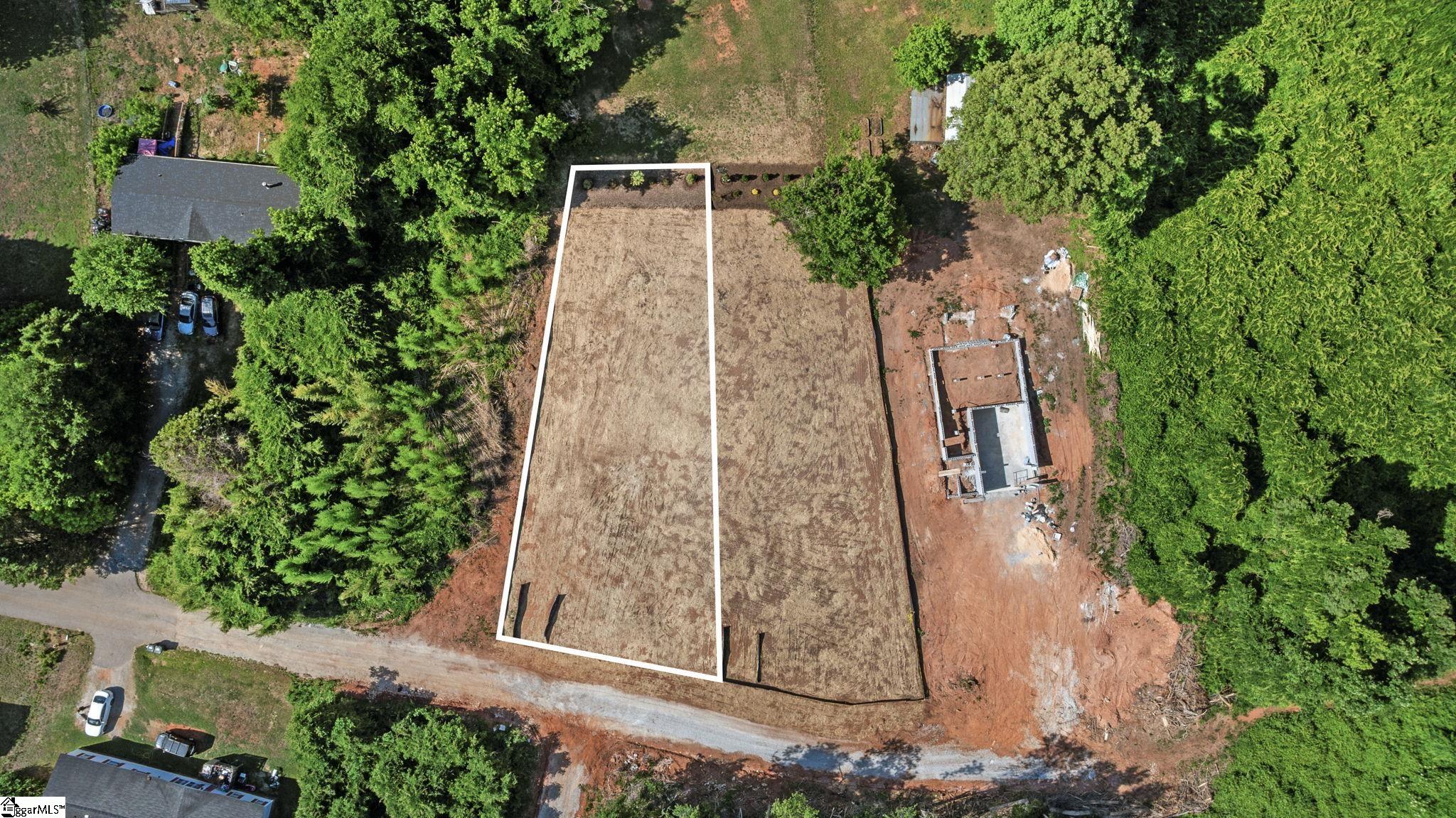 103 S Silver Lake Drive Taylors, SC 29687