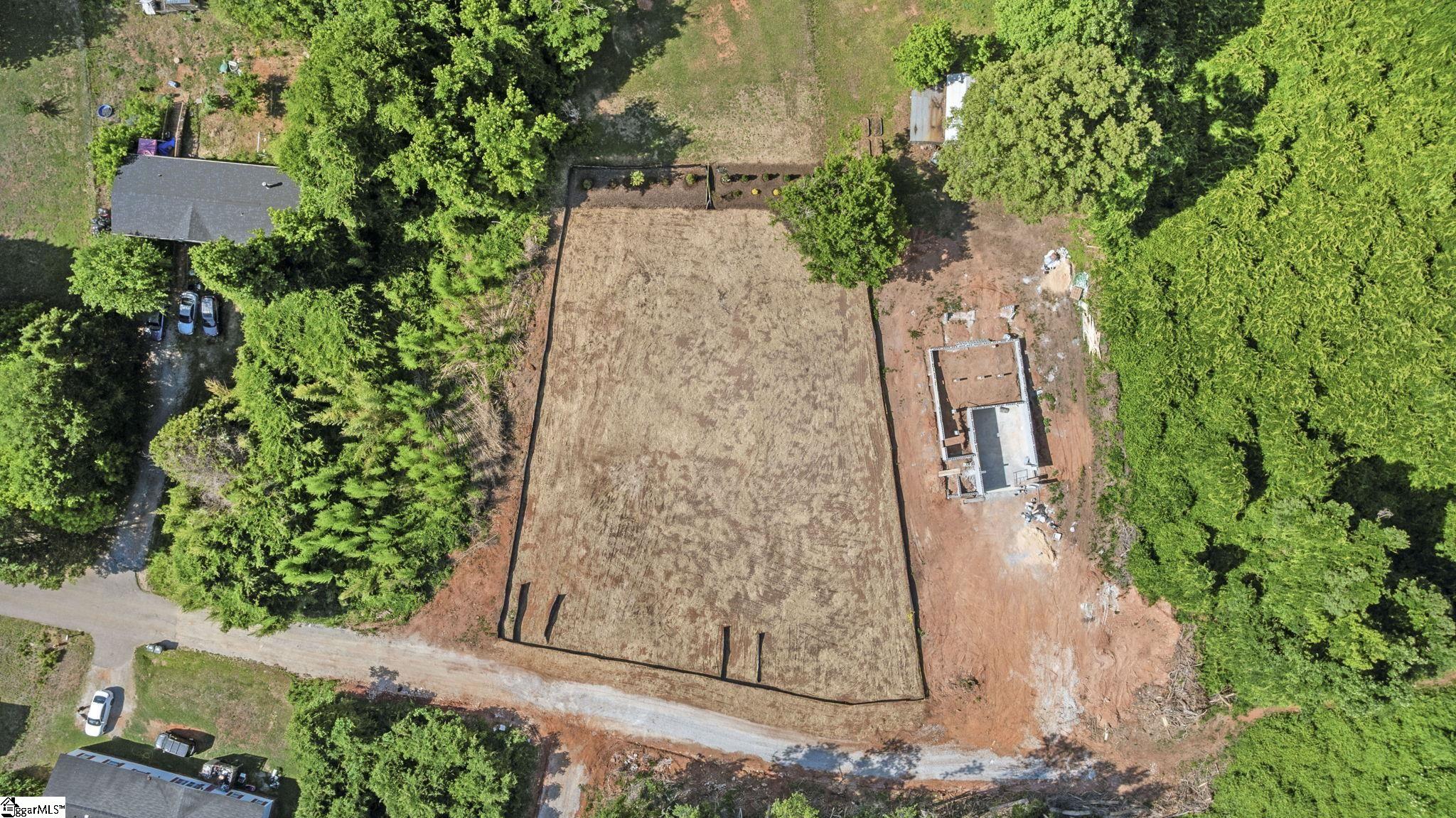 105 S Silver Lake Drive Taylors, SC 29687