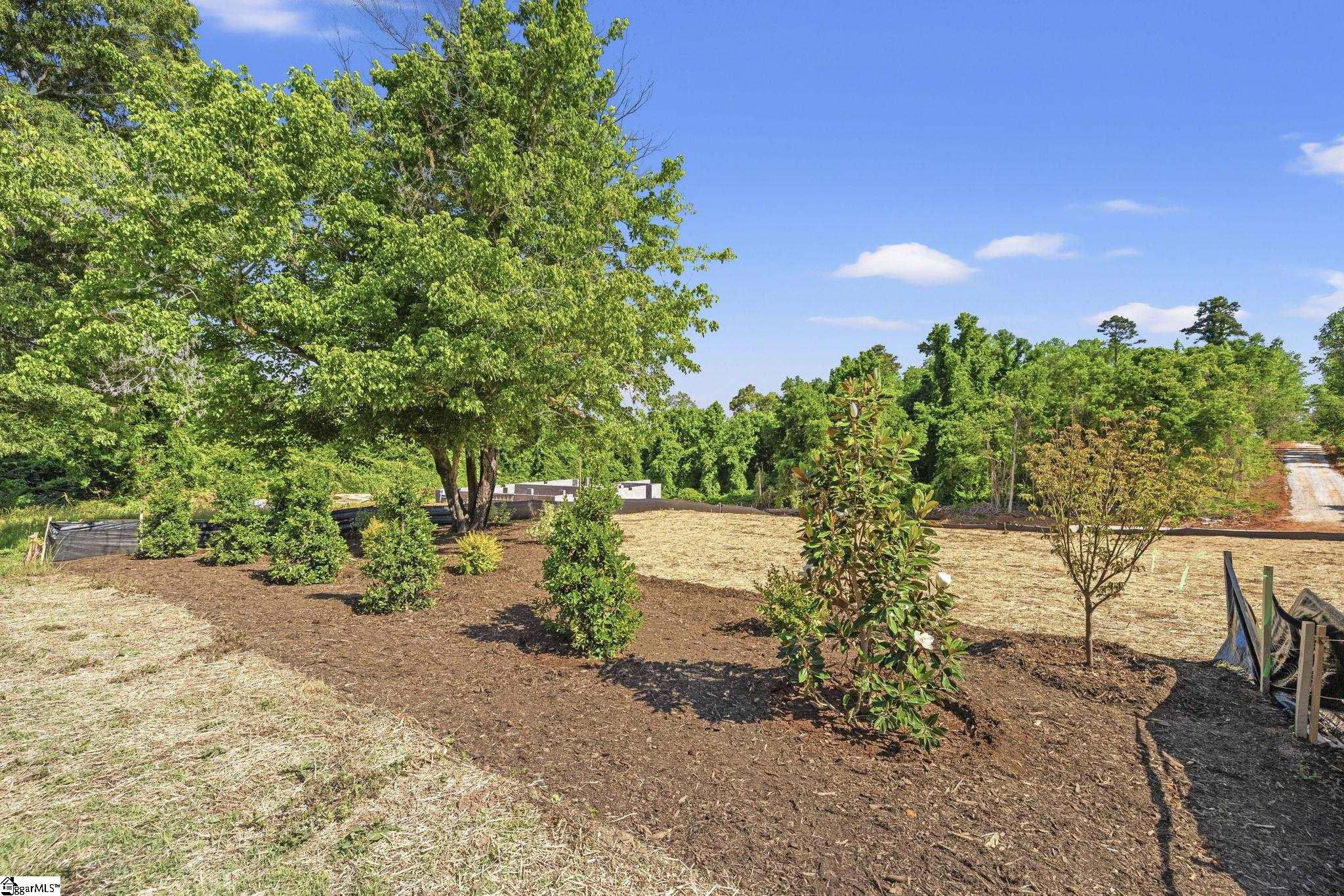 105 S Silver Lake Drive Taylors, SC 29687