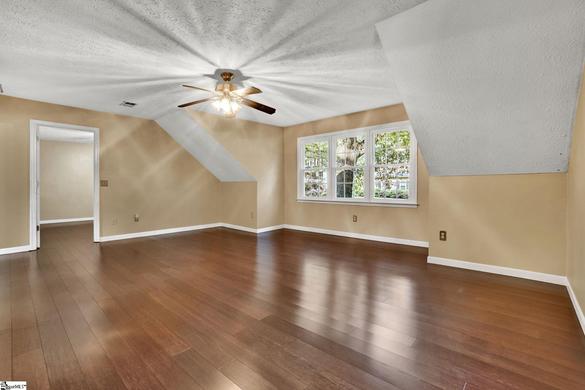 215 E Shefford Street Greer, SC 29650