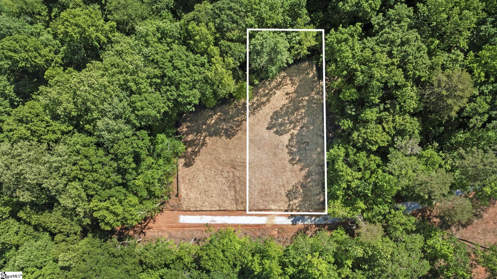 110 N Silver Lake Drive Taylors, SC 29687