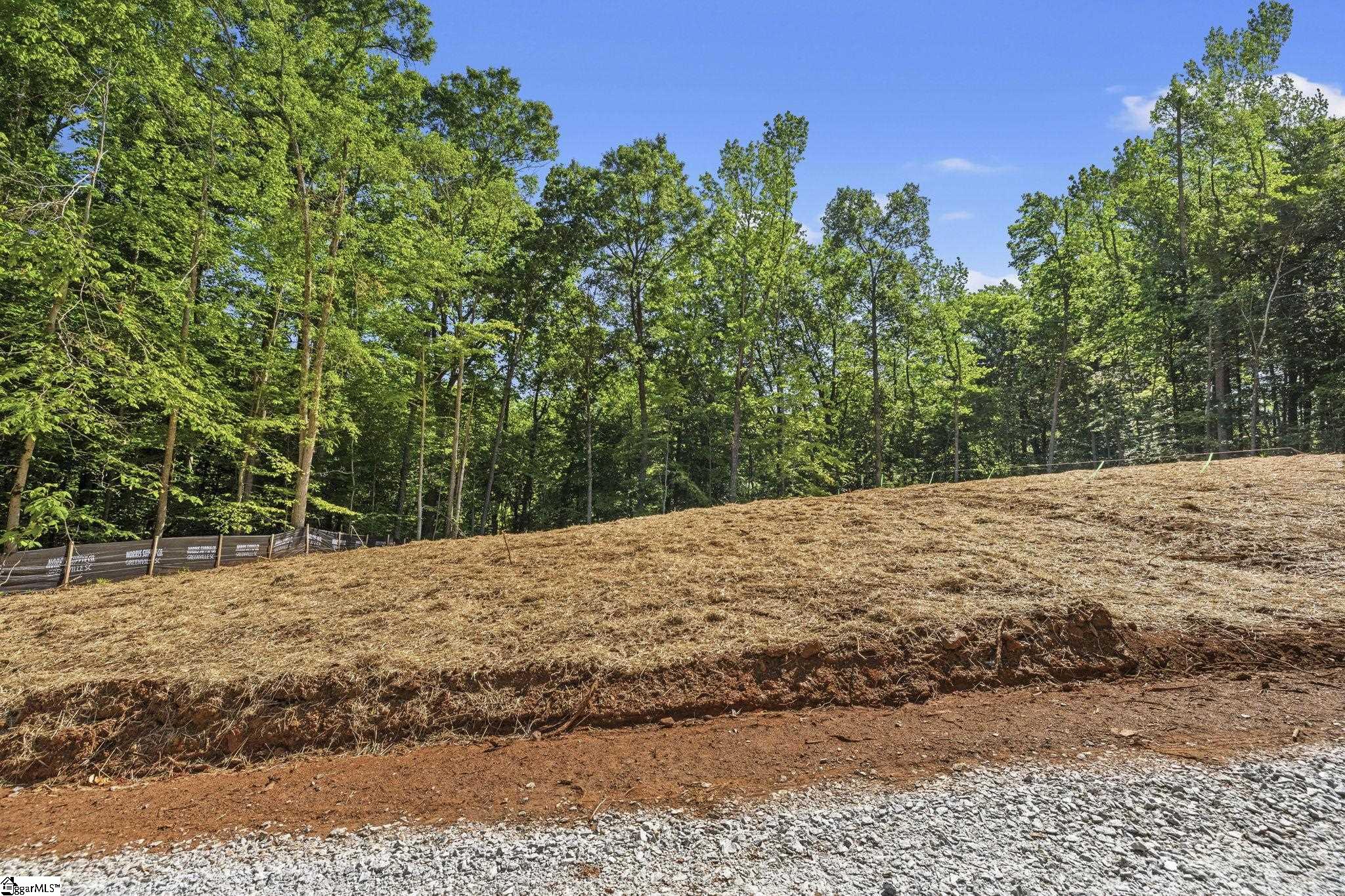 112 N Silver Lake Drive Taylors, SC 29687
