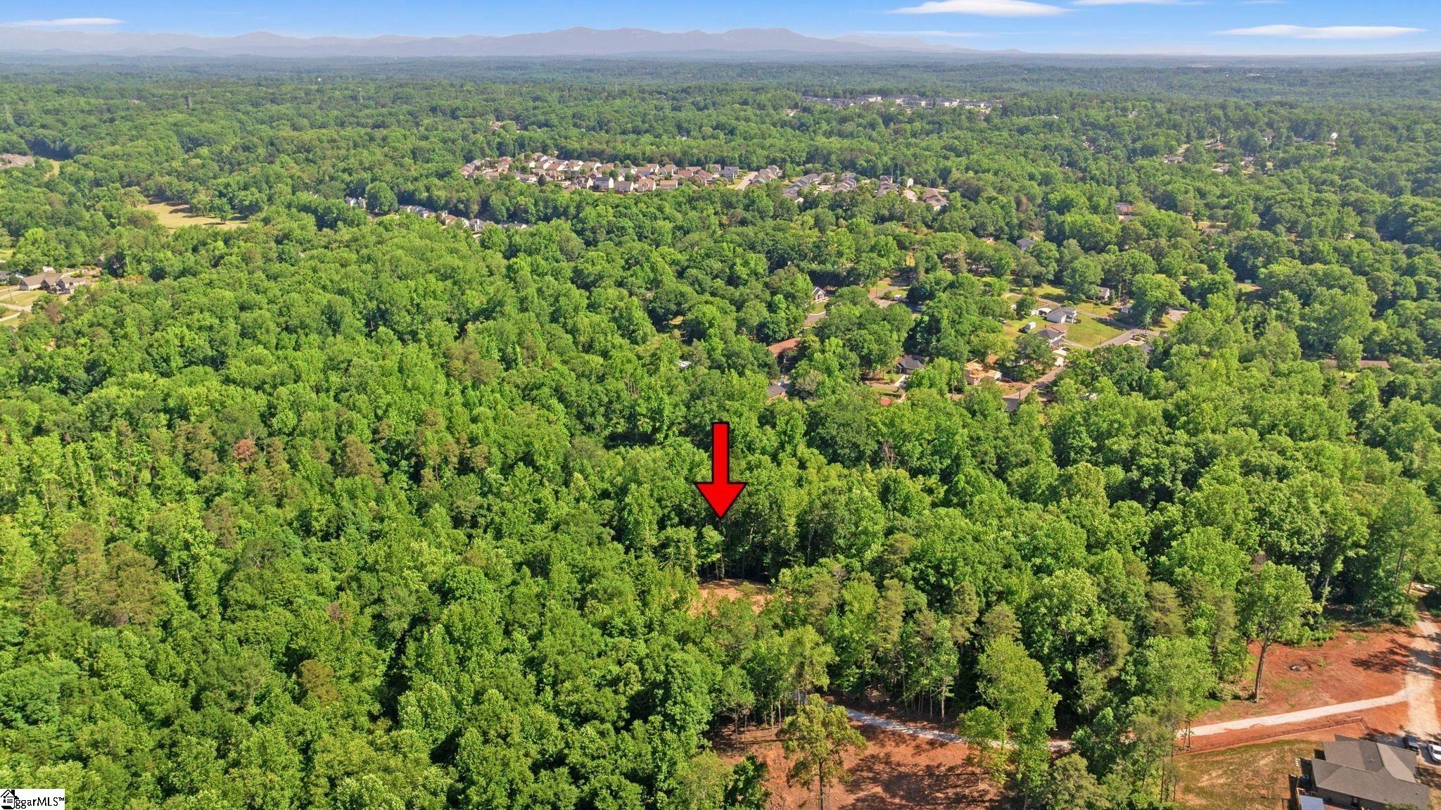 112 N Silver Lake Drive Taylors, SC 29687