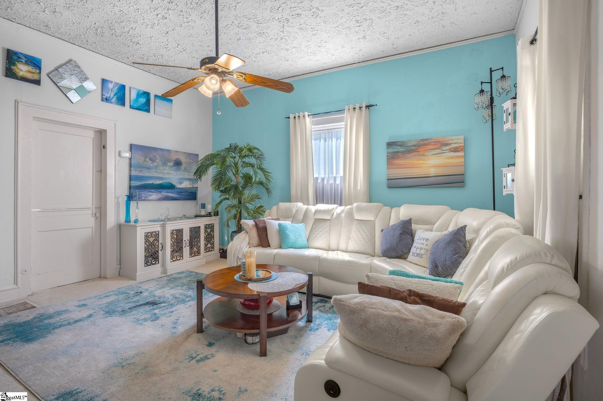 38 S 6th Street Greenville, SC 29611