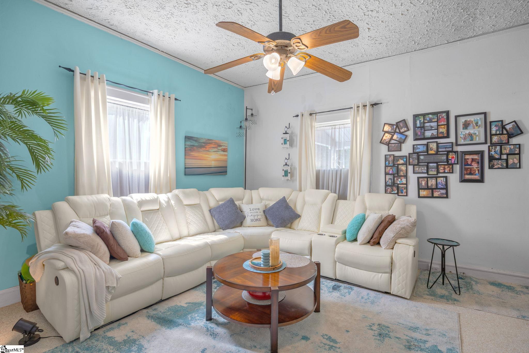38 S 6th Street Greenville, SC 29611