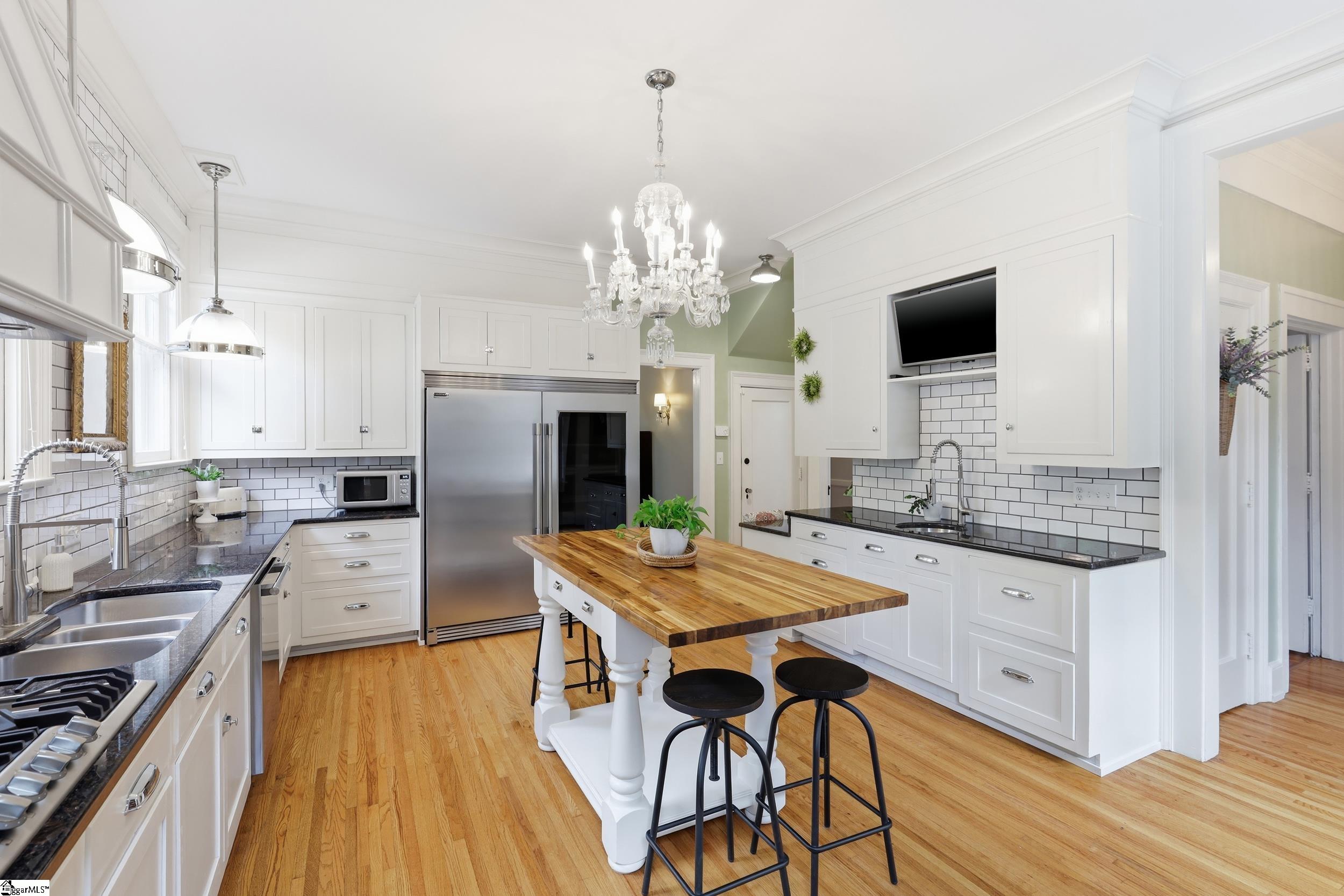 1007 E Calhoun Street Anderson, SC 29621