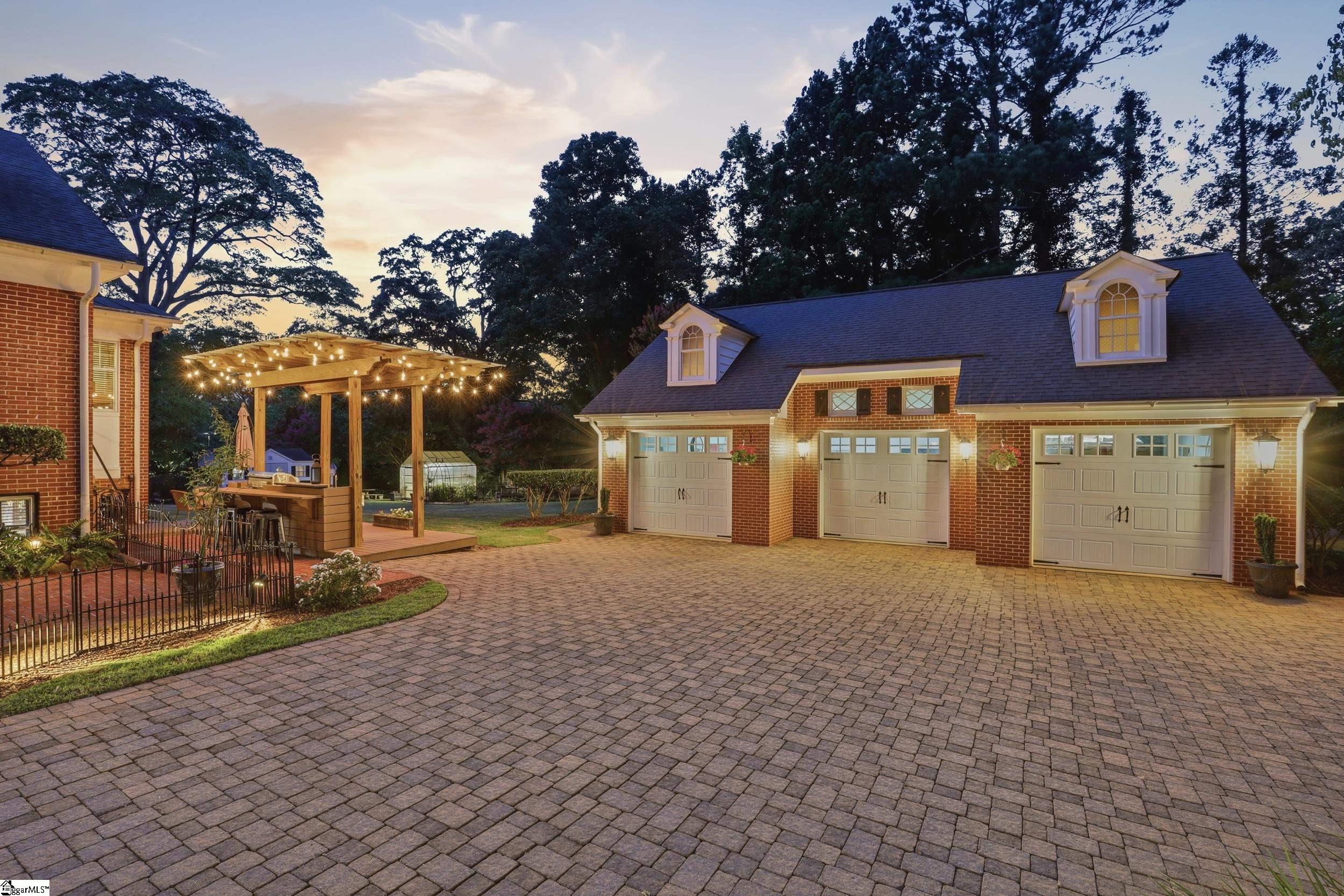 1007 E Calhoun Street Anderson, SC 29621