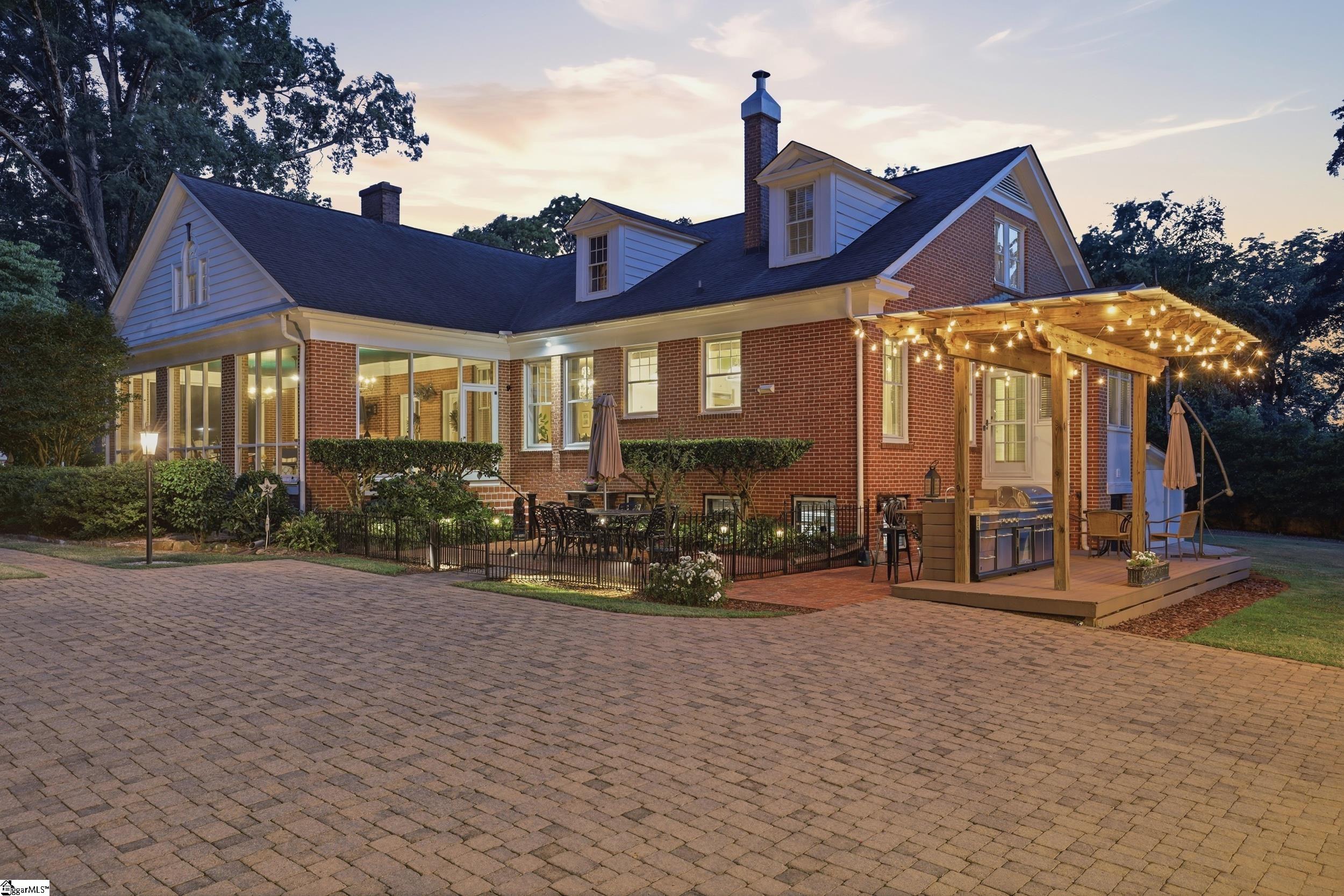 1007 E Calhoun Street Anderson, SC 29621