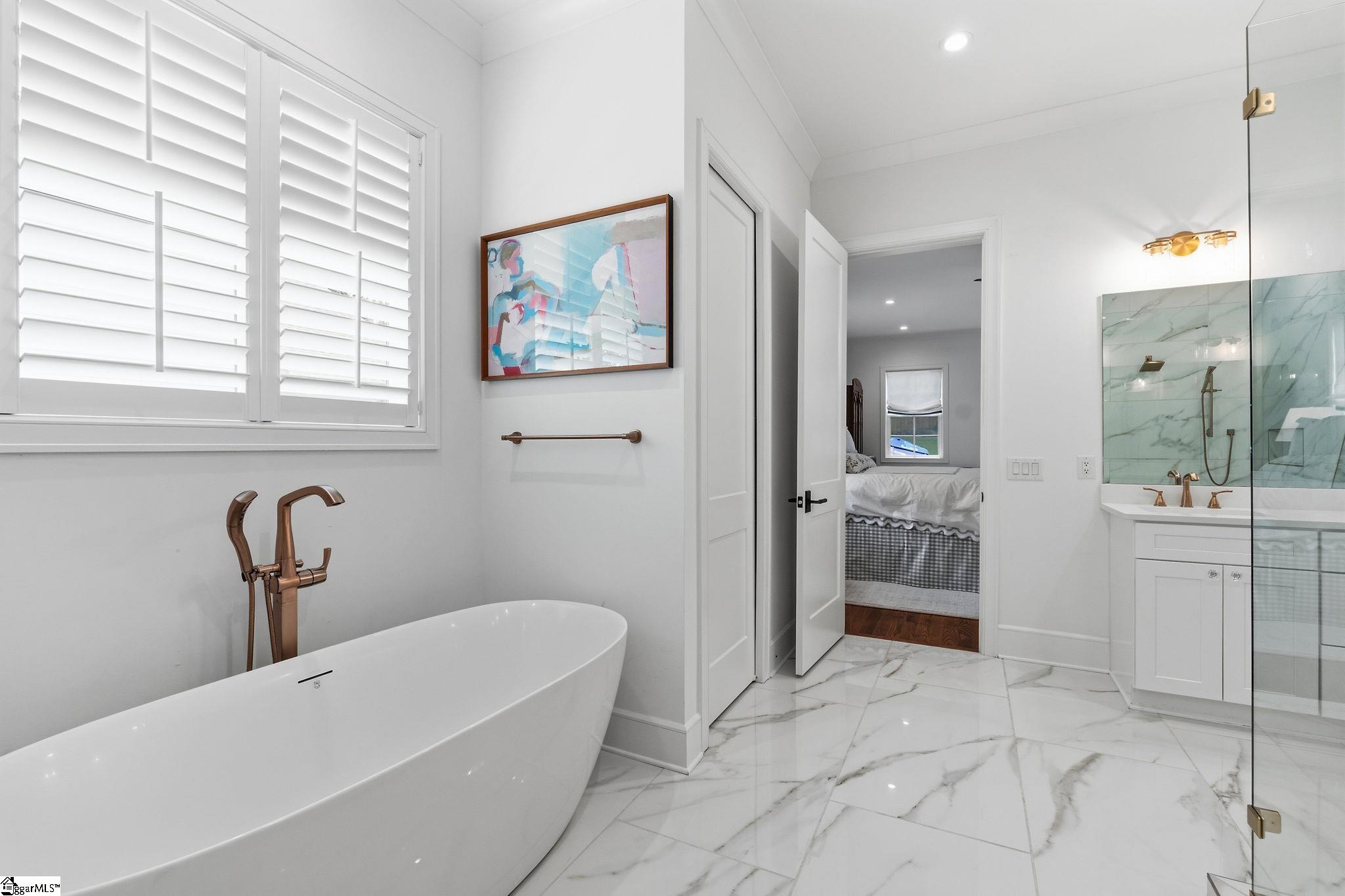229 Cammer Avenue Greenville, SC 29605