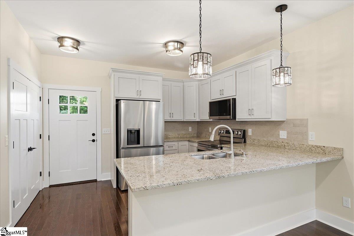 915 Dunbar Street Greenville, SC 29601
