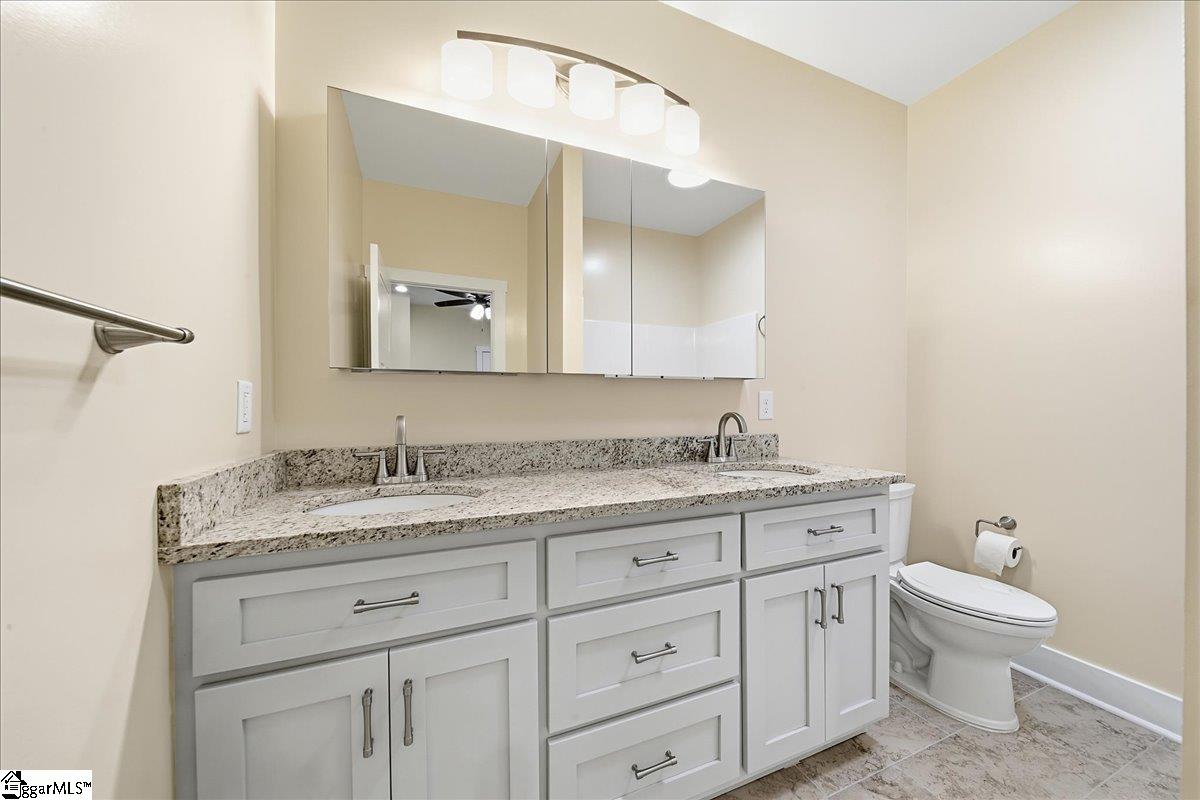 915 Dunbar Street Greenville, SC 29601