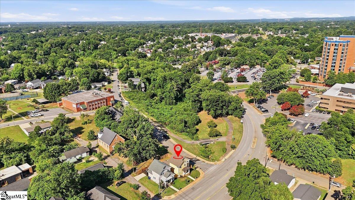 915 Dunbar Street Greenville, SC 29601