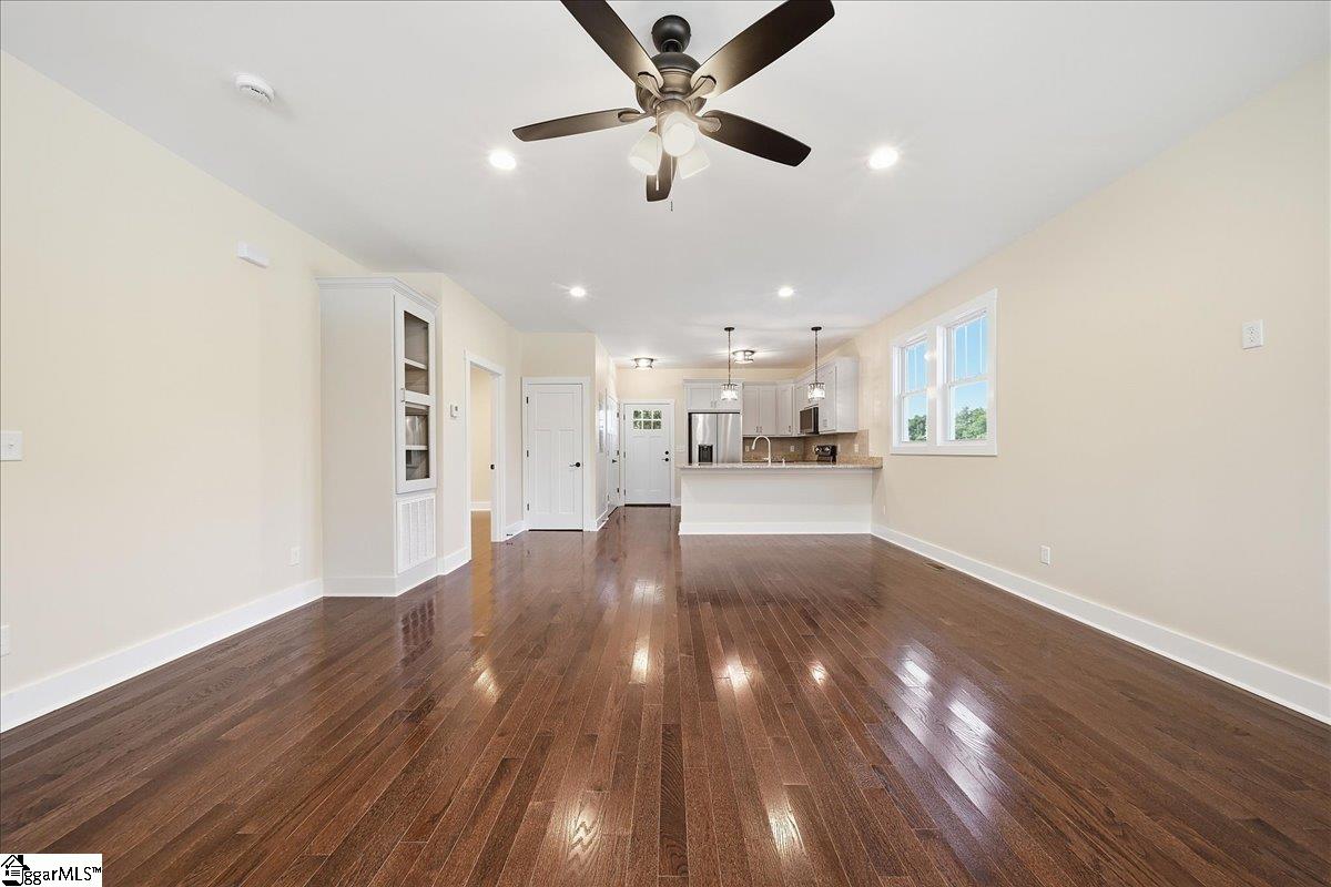 915 Dunbar Street Greenville, SC 29601