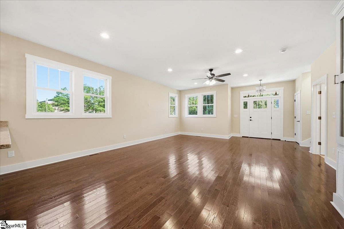 915 Dunbar Street Greenville, SC 29601