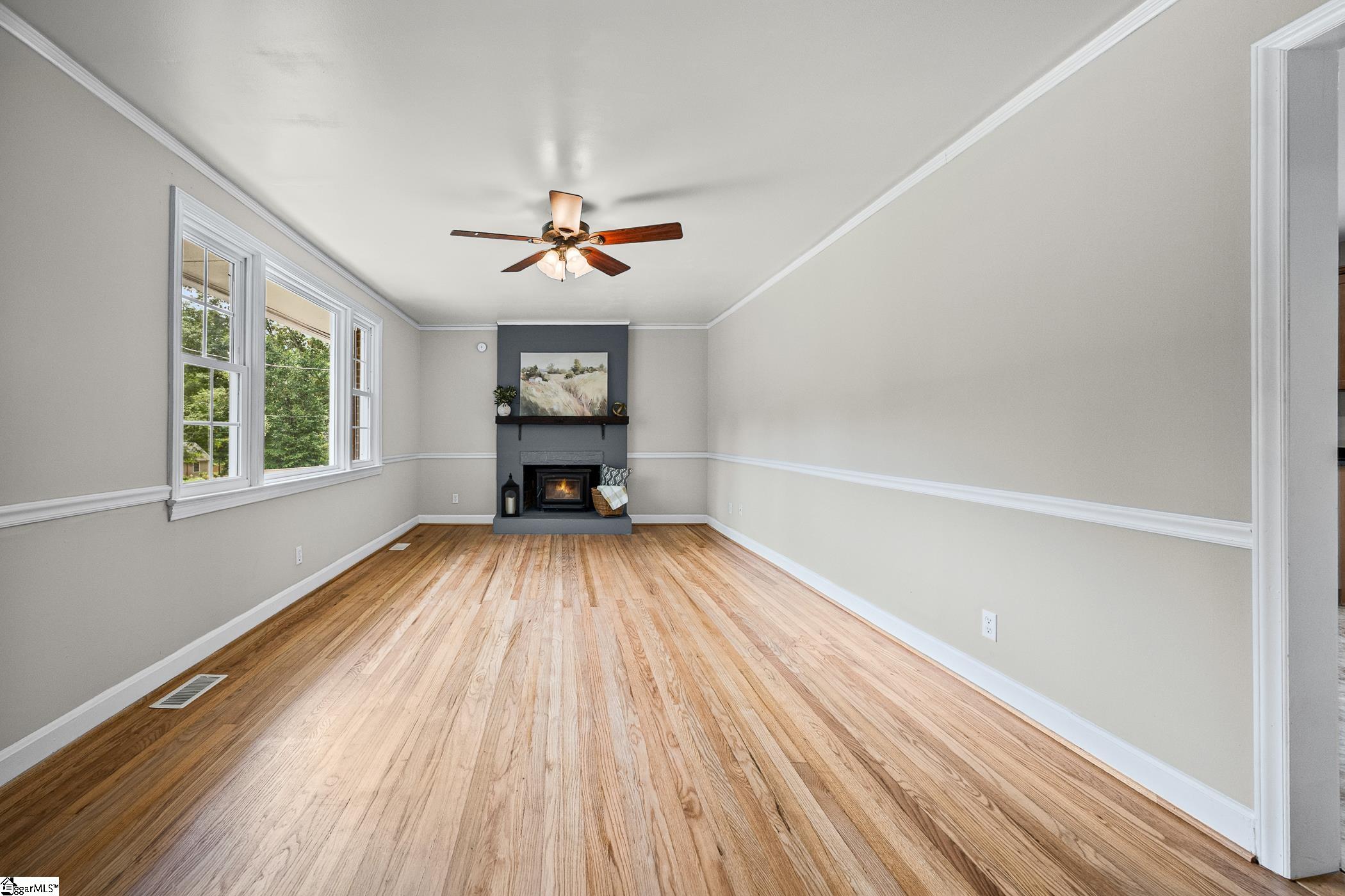 219 Barry Drive Greer, SC 29650