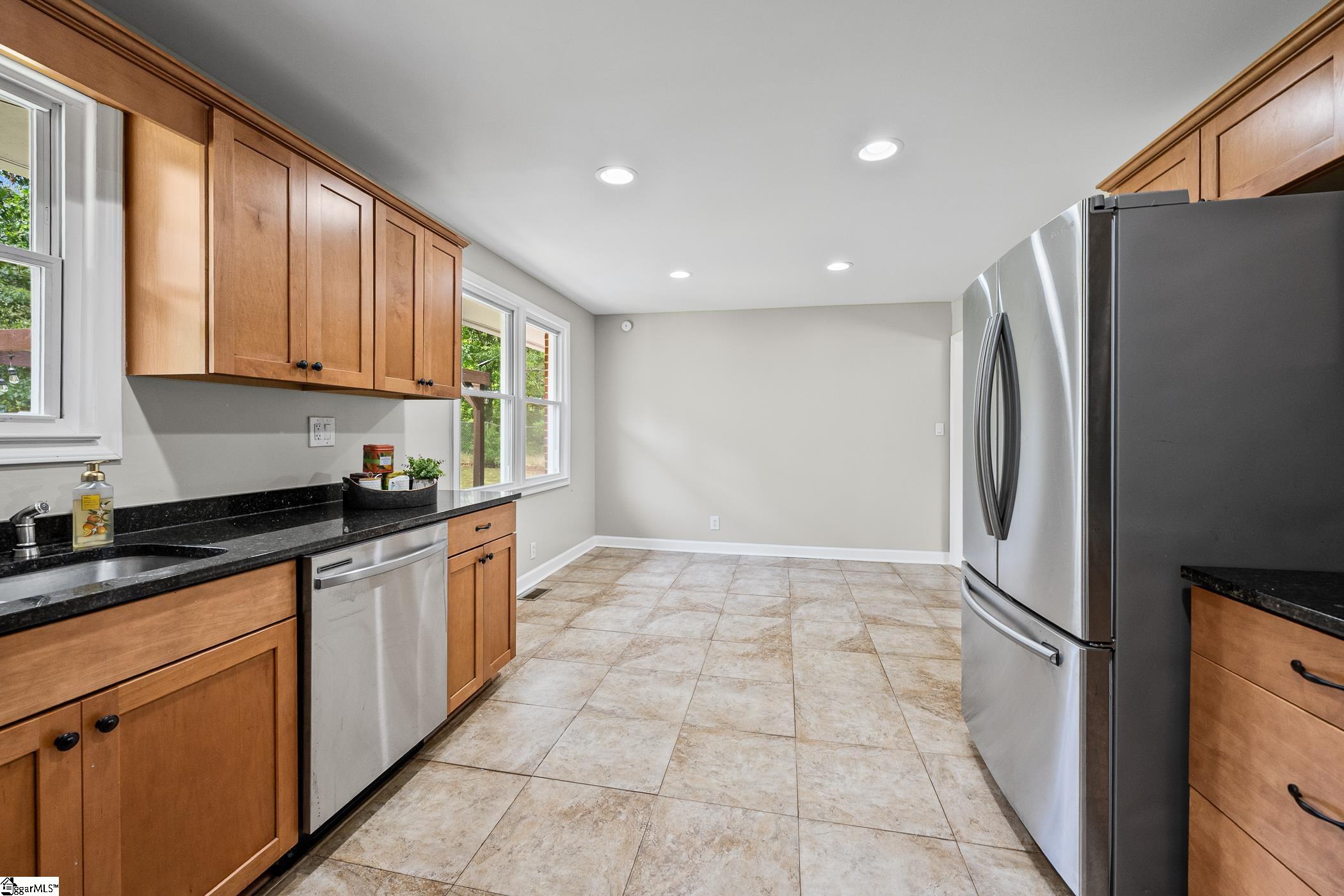 219 Barry Drive Greer, SC 29650