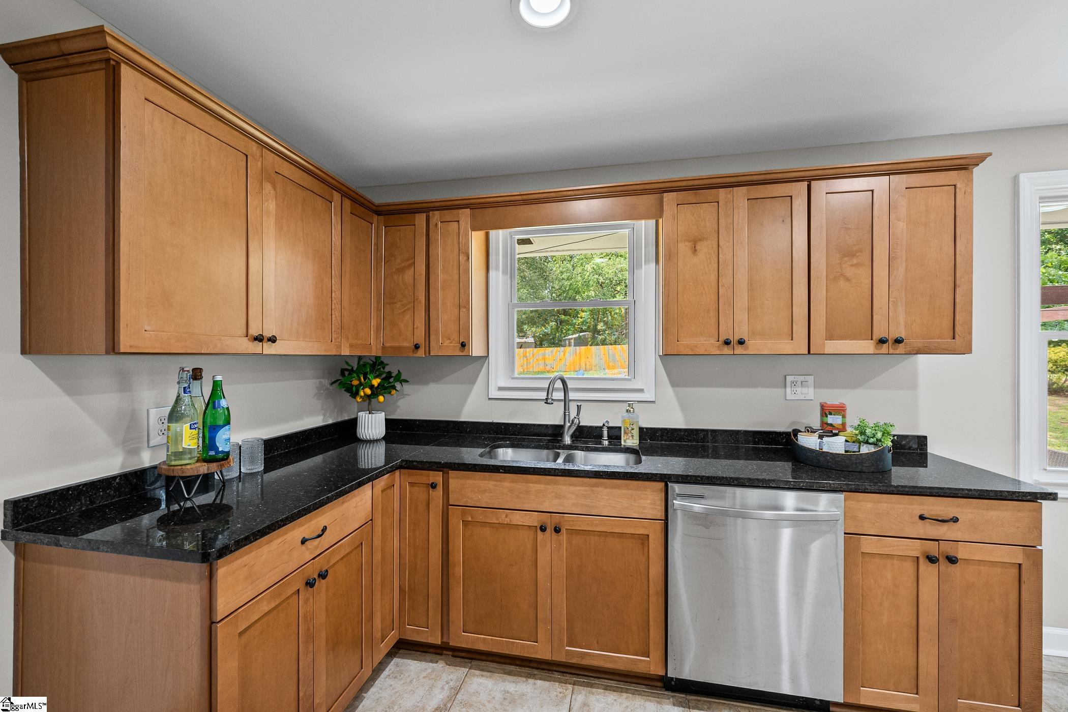 219 Barry Drive Greer, SC 29650