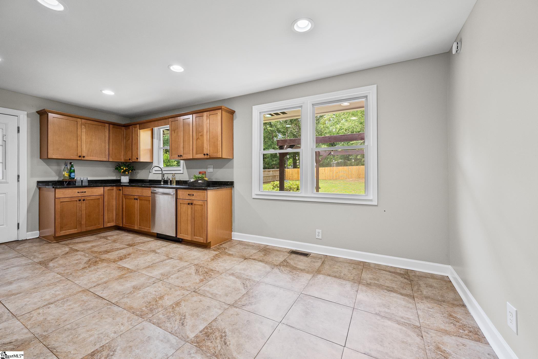 219 Barry Drive Greer, SC 29650
