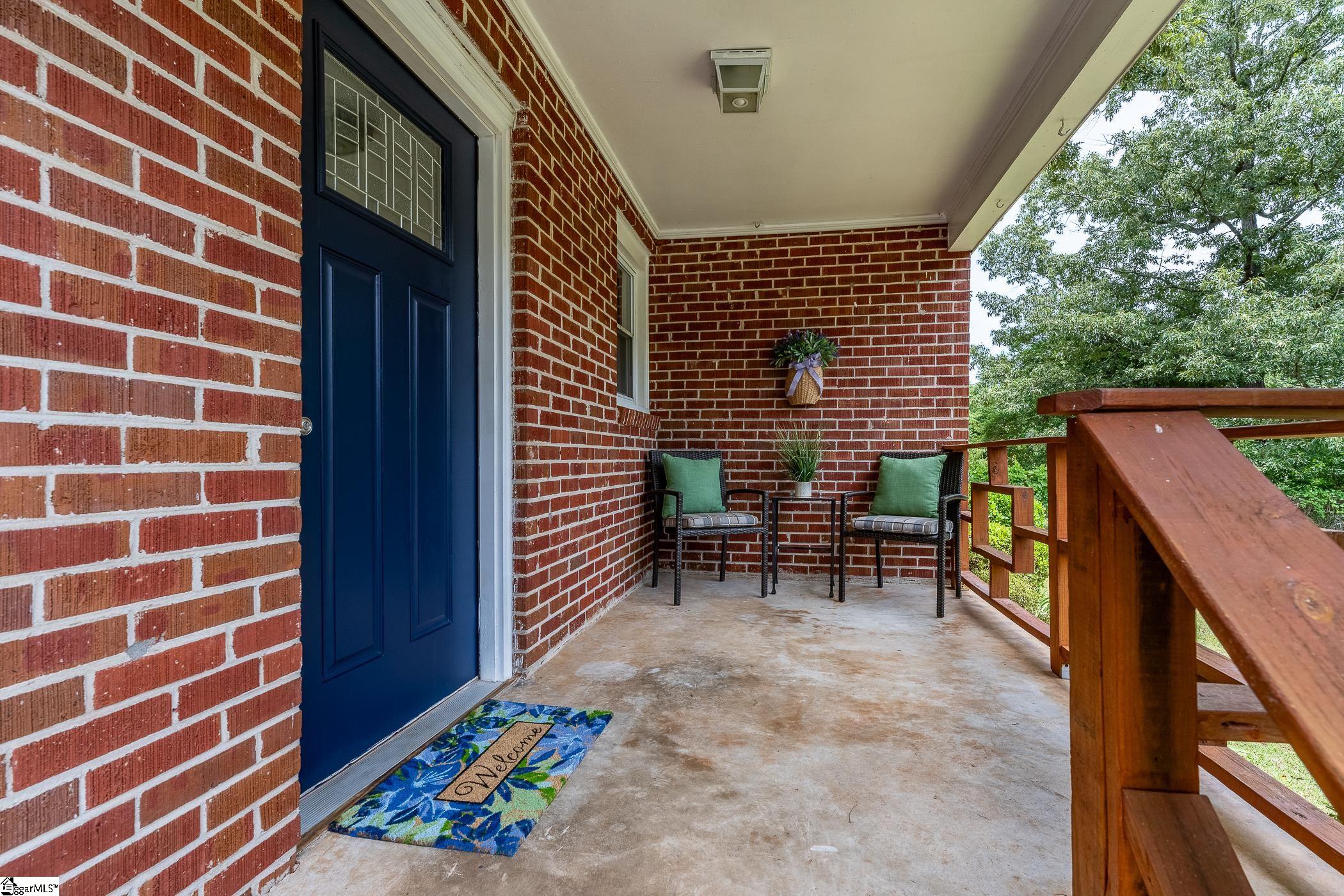 219 Barry Drive Greer, SC 29650