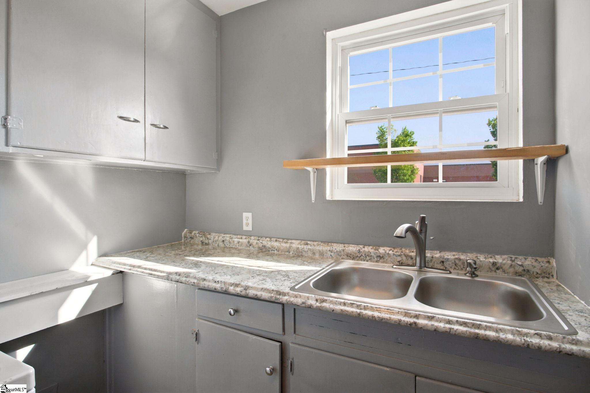 100 Lewis Drive UNIT Unit 22P Greenville, SC 29605