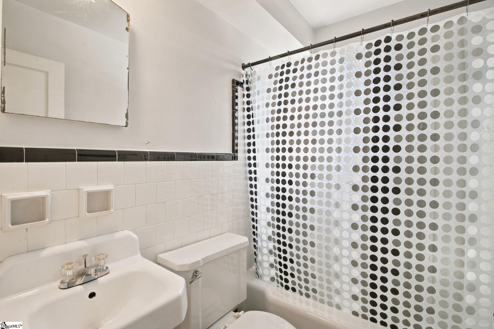 100 Lewis Drive UNIT Unit 22P Greenville, SC 29605