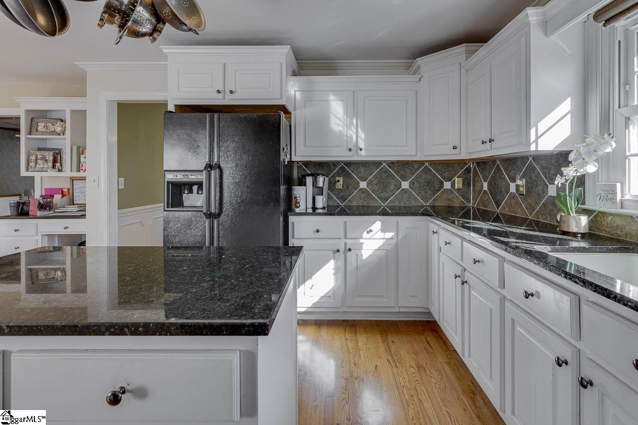 136 Club Drive Simpsonville, SC 29681