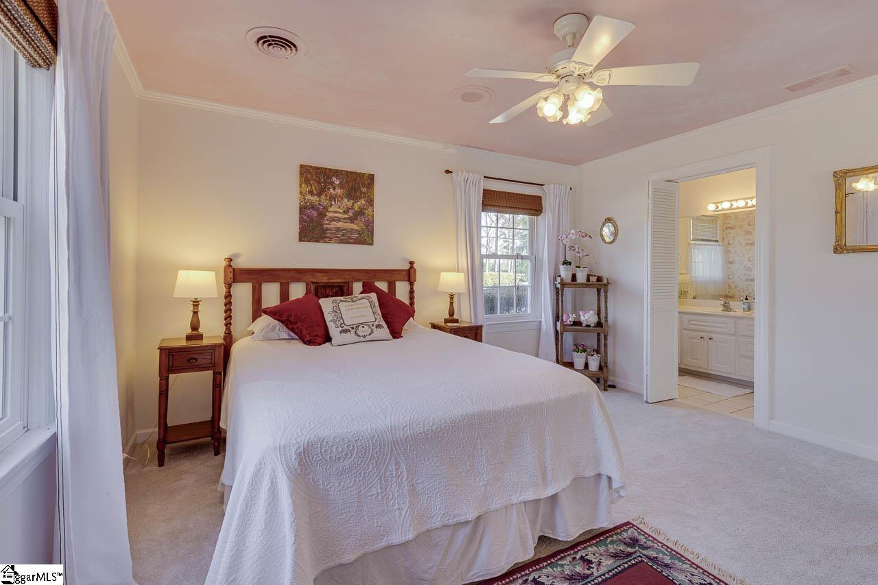 136 Club Drive Simpsonville, SC 29681