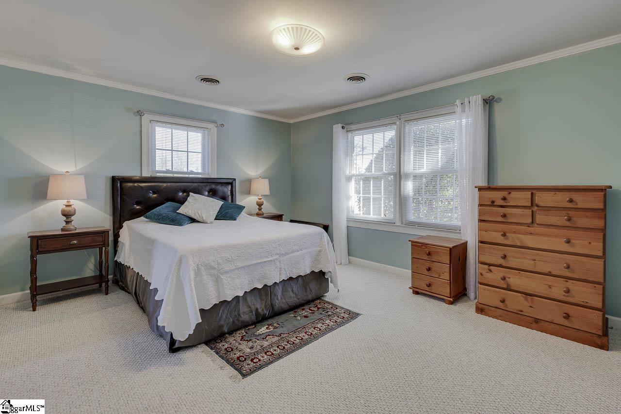 136 Club Drive Simpsonville, SC 29681